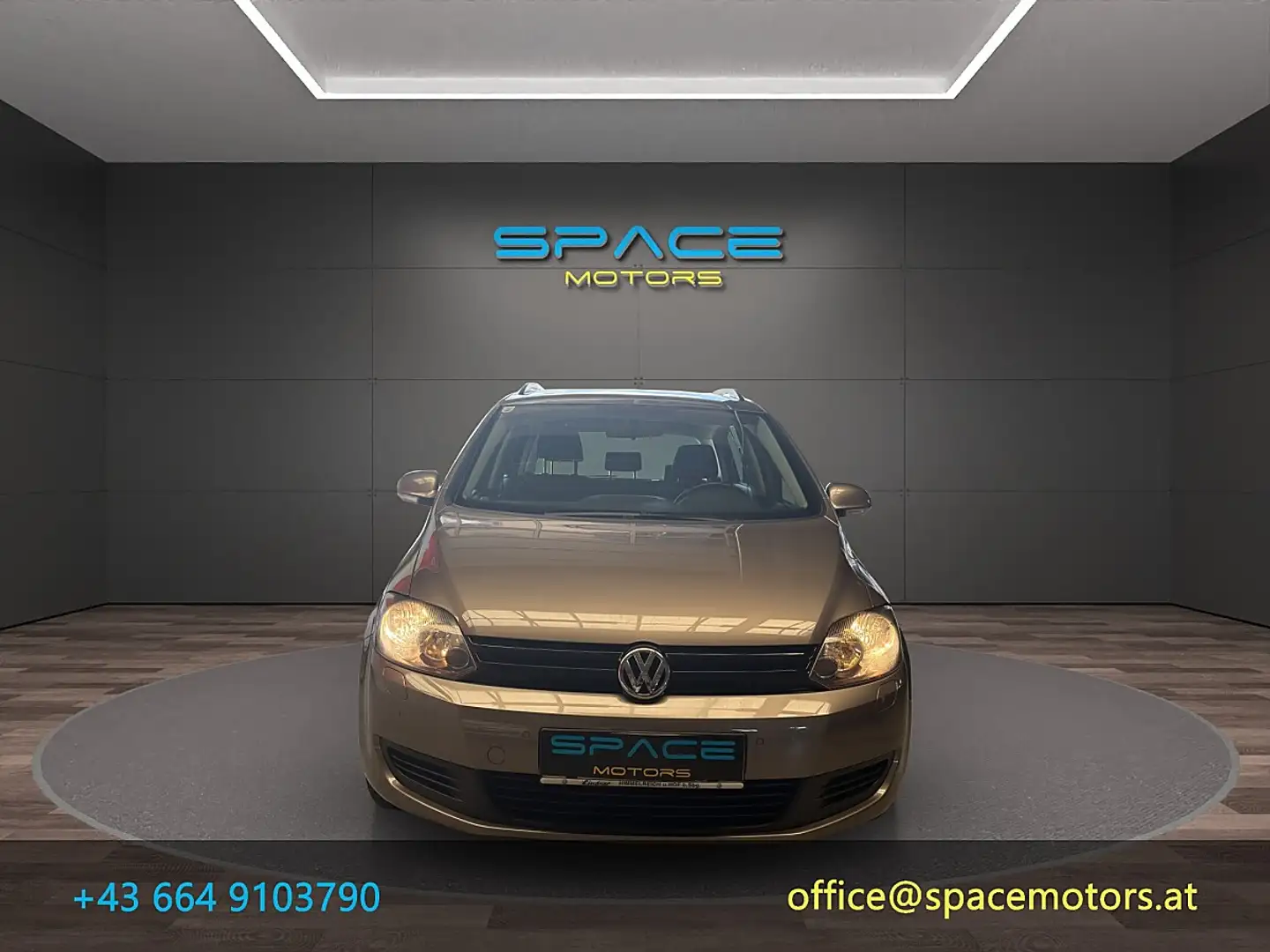 Volkswagen Golf Trendline 1,6 TDI DPF Braun - 2