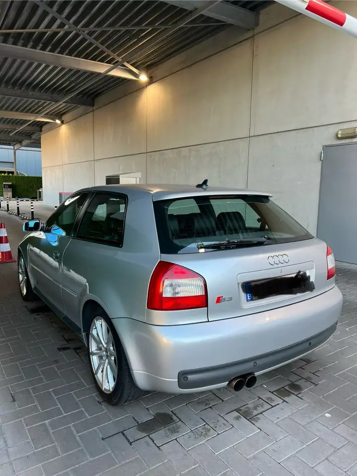 Audi S3 1.8 Turbo, foto 4