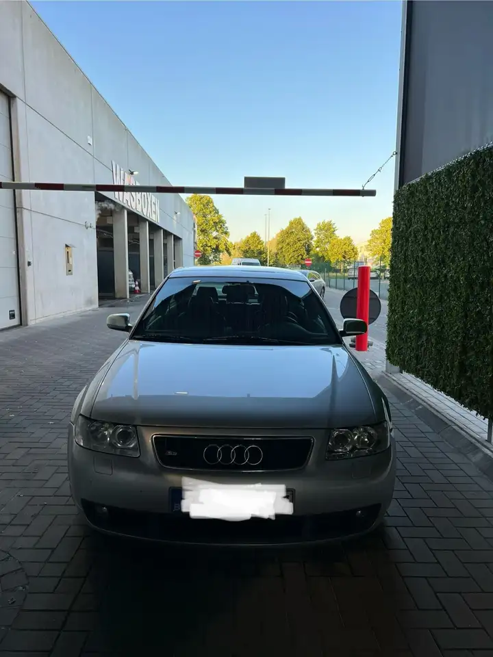 Audi S3 1.8 Turbo, foto 6
