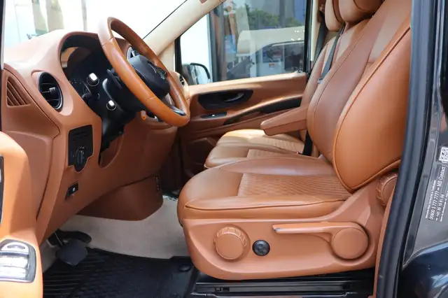 Mercedes-Benz Vito view 13