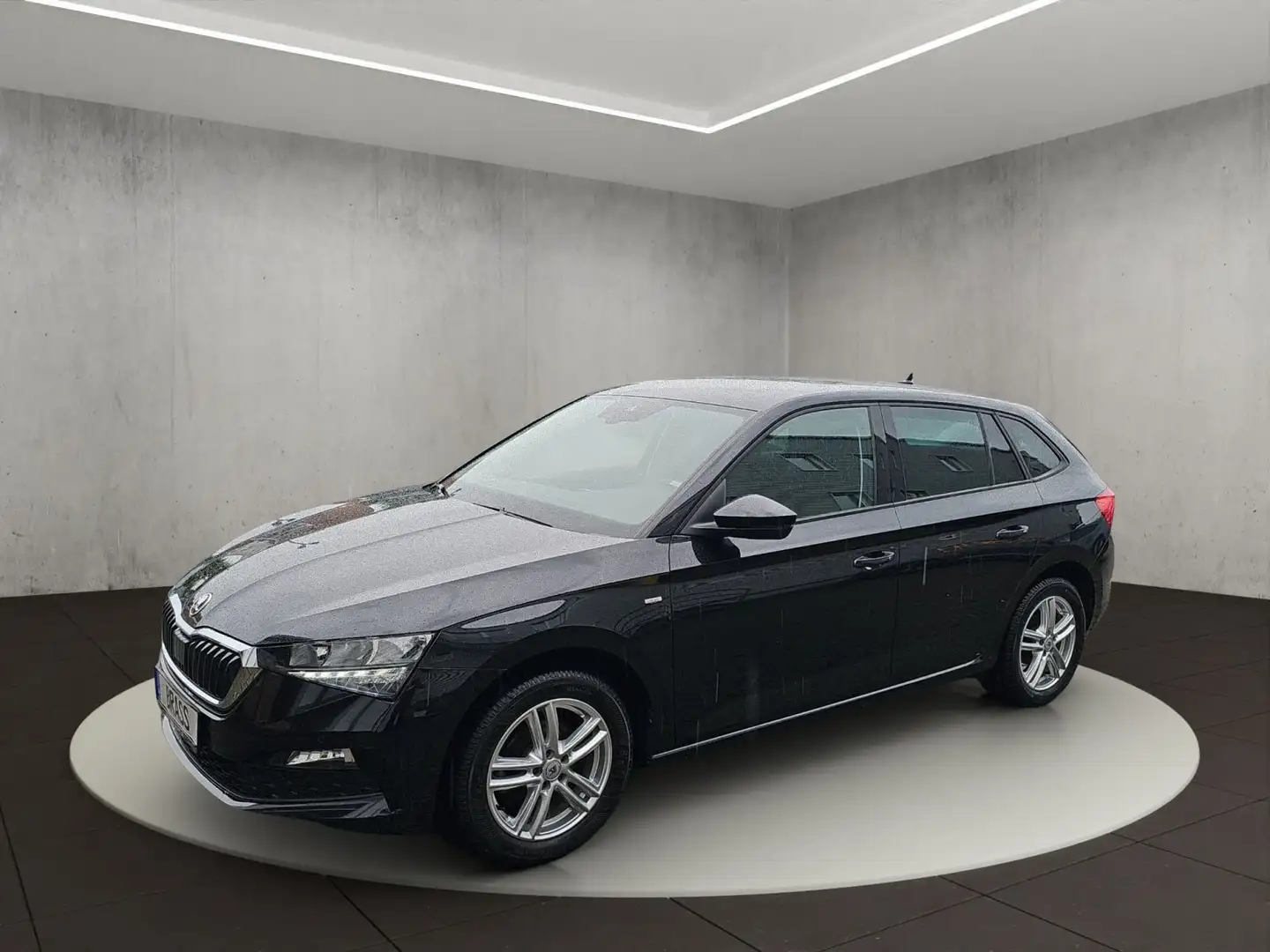 Skoda Scala 1.5 TSI DRIVE 125 Noir - 1