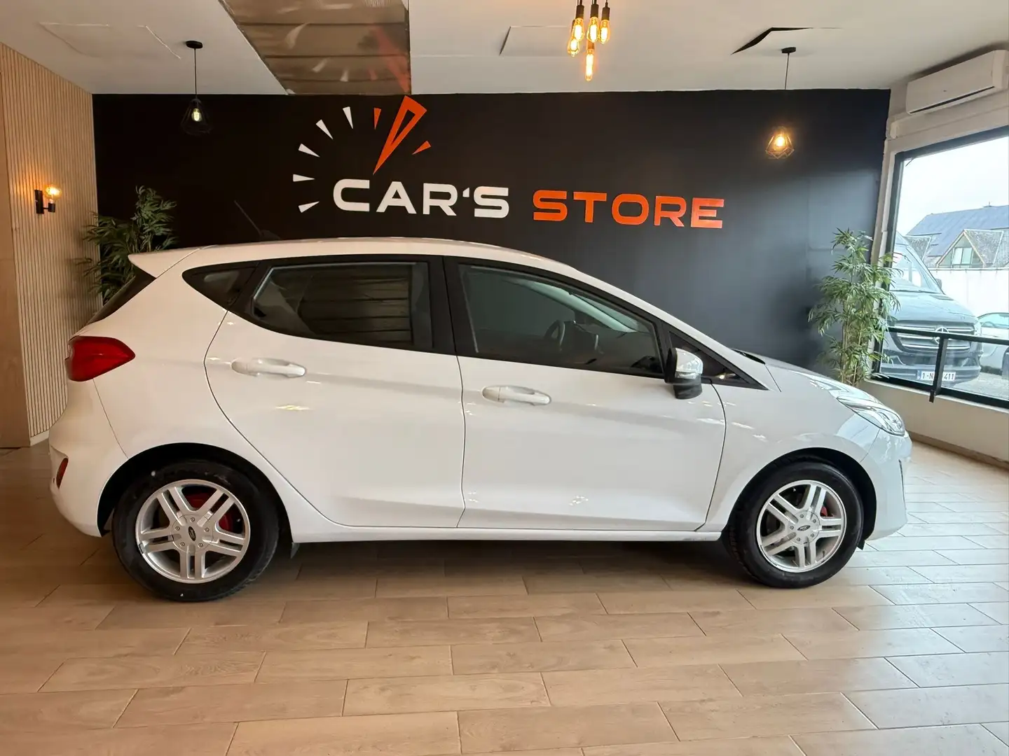 Ford Fiesta Fiesta 1.1i * Garantie 12 mois * Blanc - 1