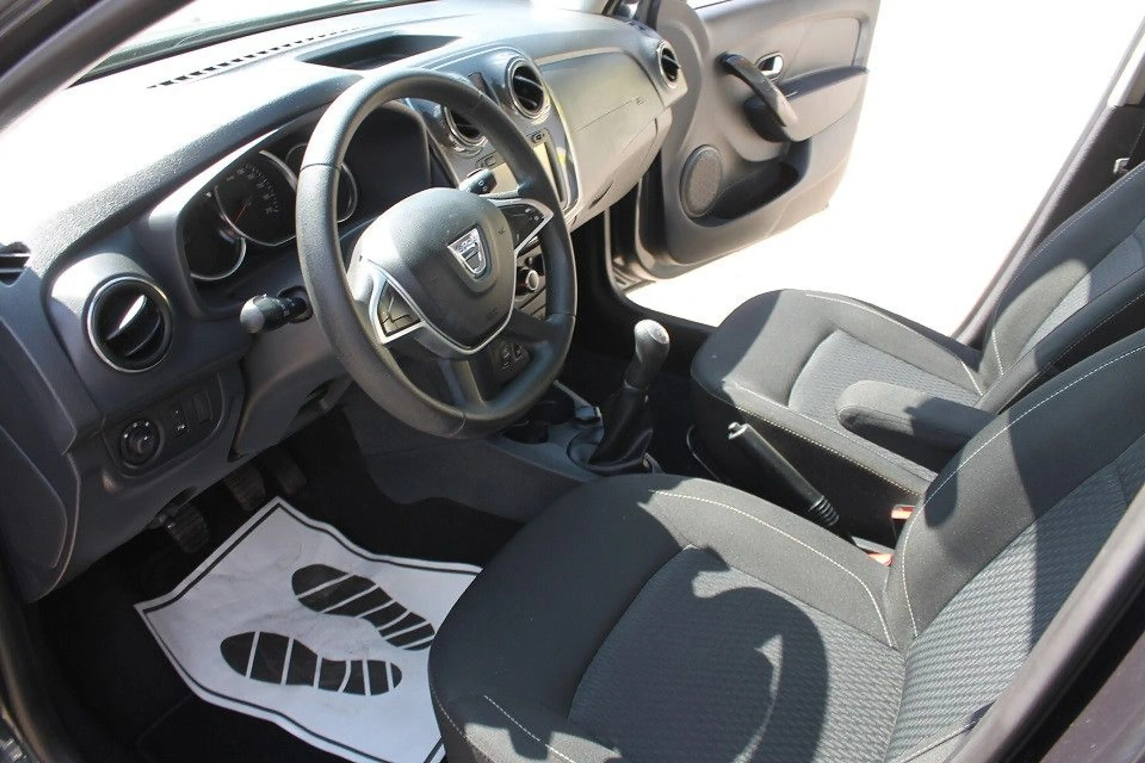 Dacia Logan MCV, 1 Hand,Top Ausstattung,gepfl.Finanz — photo 14
