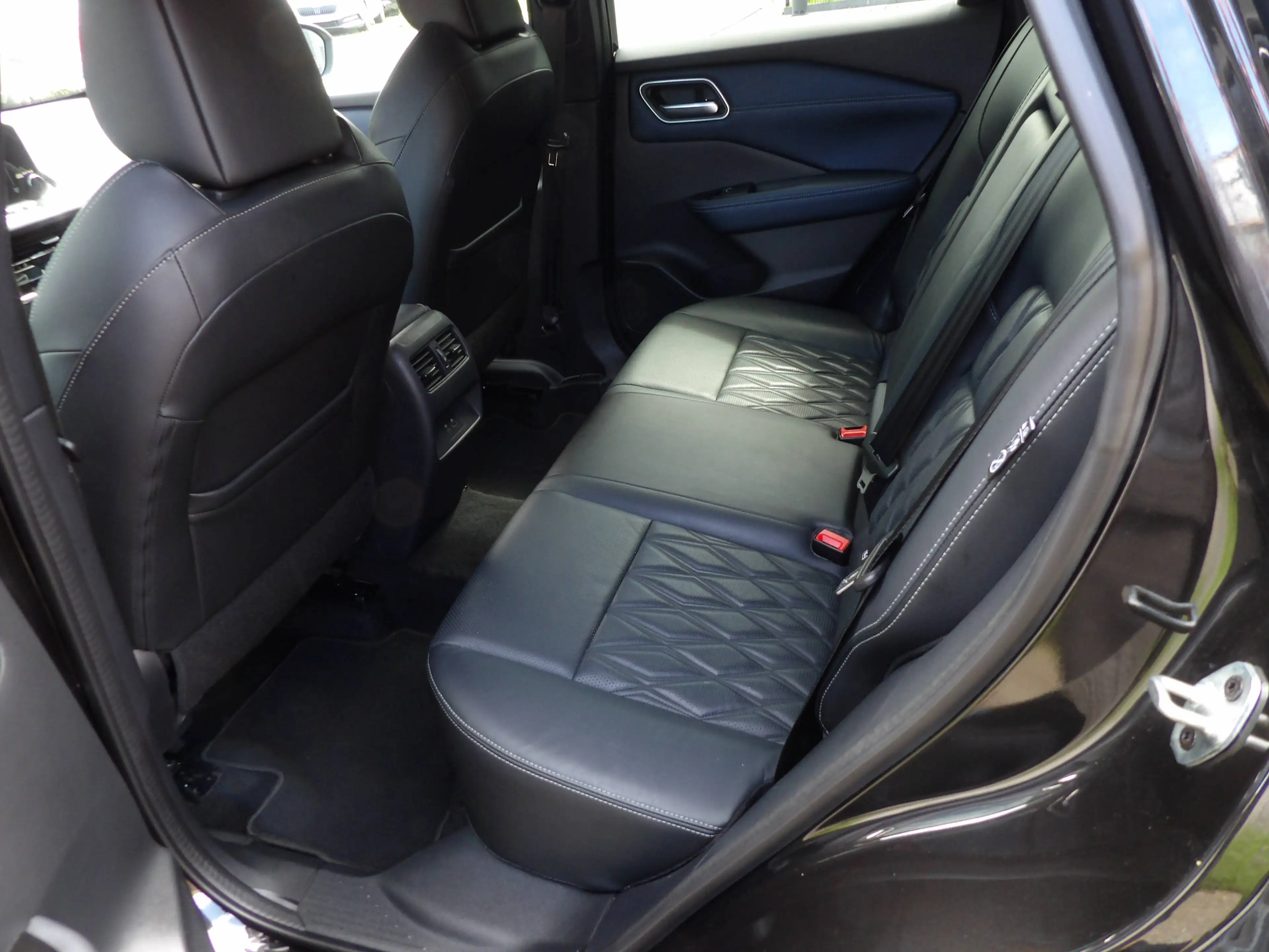 Nissan Qashqai Qashqai 1.3 DIG-T  MHEV Tekna Plus Xtronic — photo 11