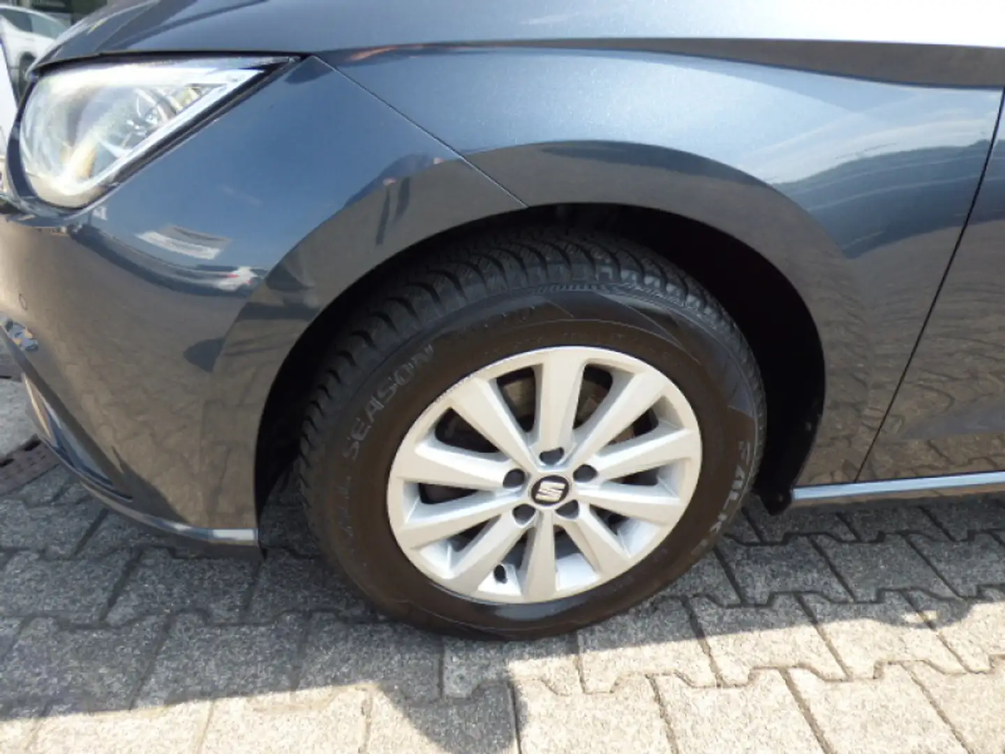 SEAT Ibiza Ibiza 1.0 EcoTSI Grijs - 2