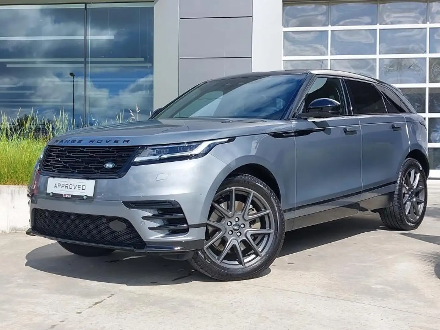 Land Rover Range Rover Velar P400e Dynamic SE AWD Auto. 24MY Grijs - 1