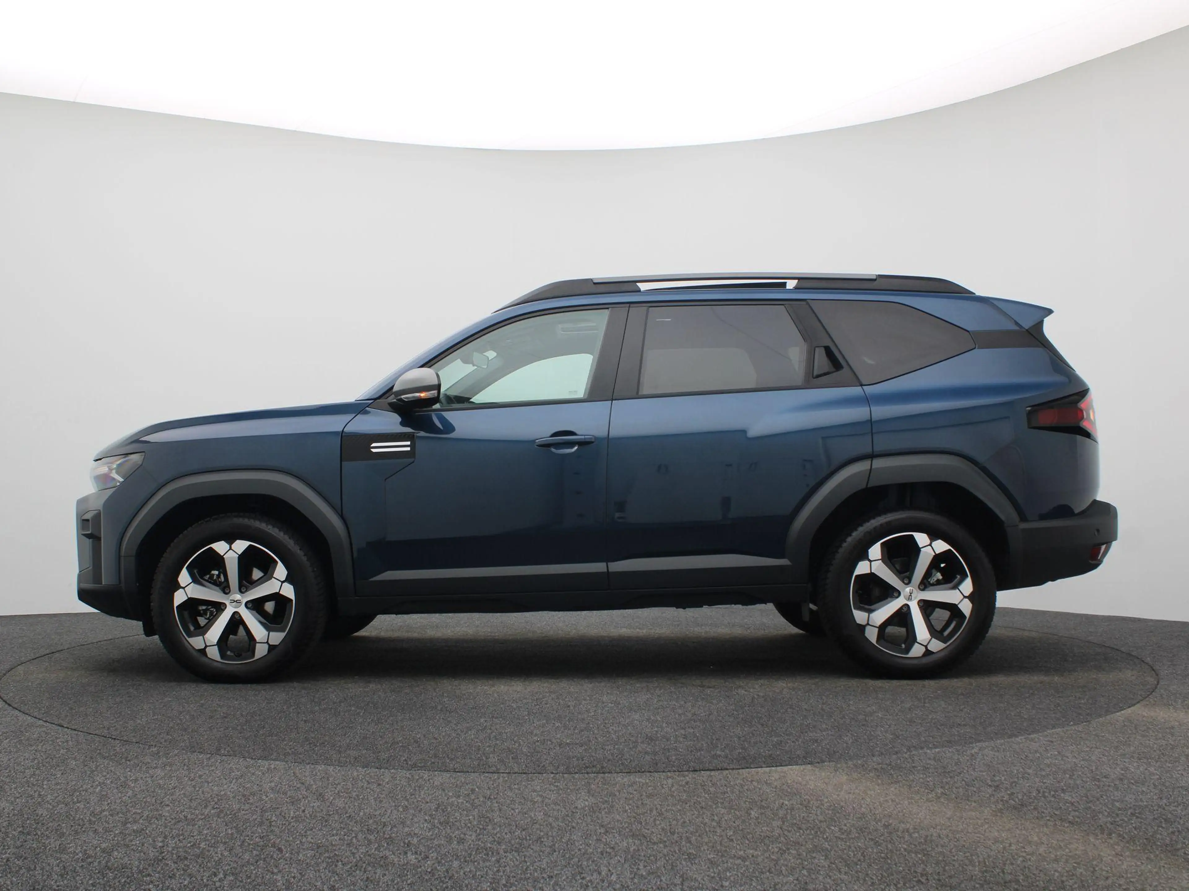 Dacia Bigster journey hybrid 155 | pack winter | panoramadak | — photo 2