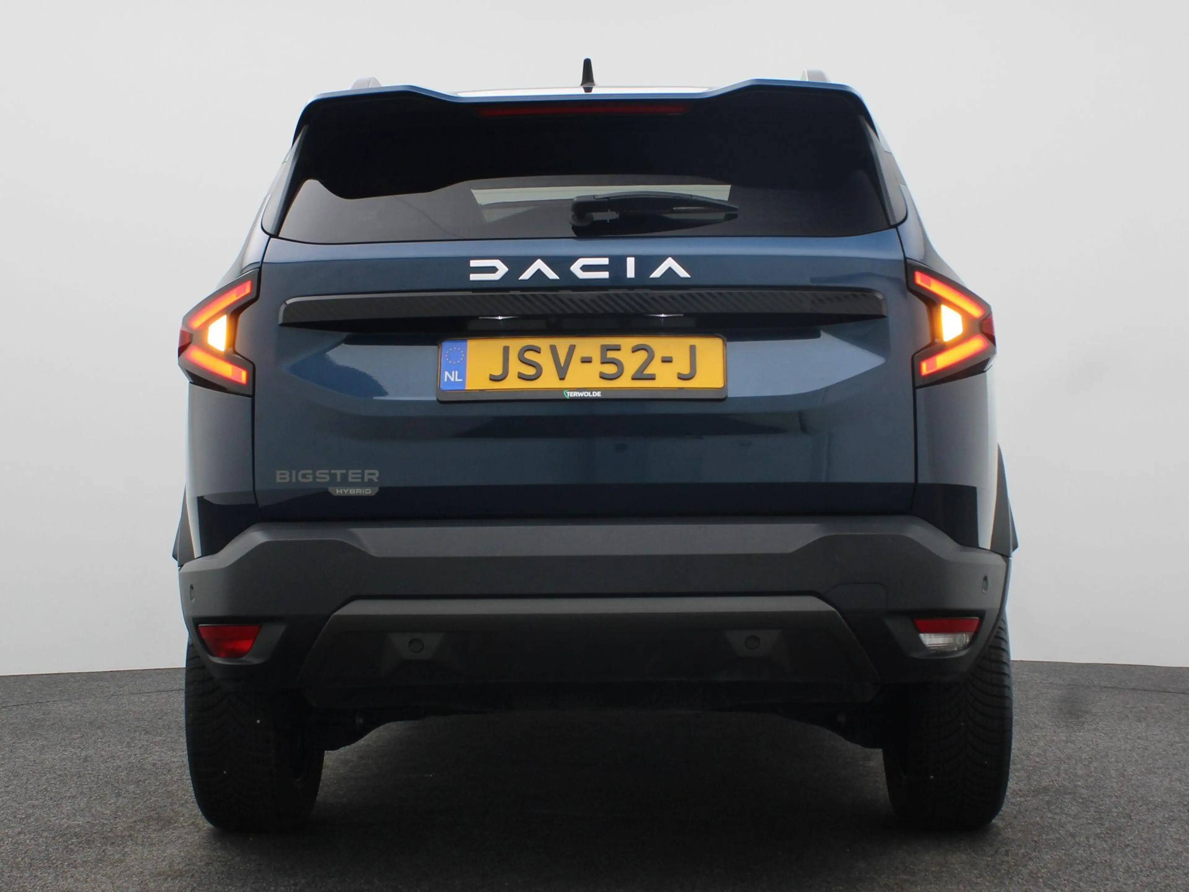 Dacia Bigster journey hybrid 155 | pack winter | panoramadak | — photo 4