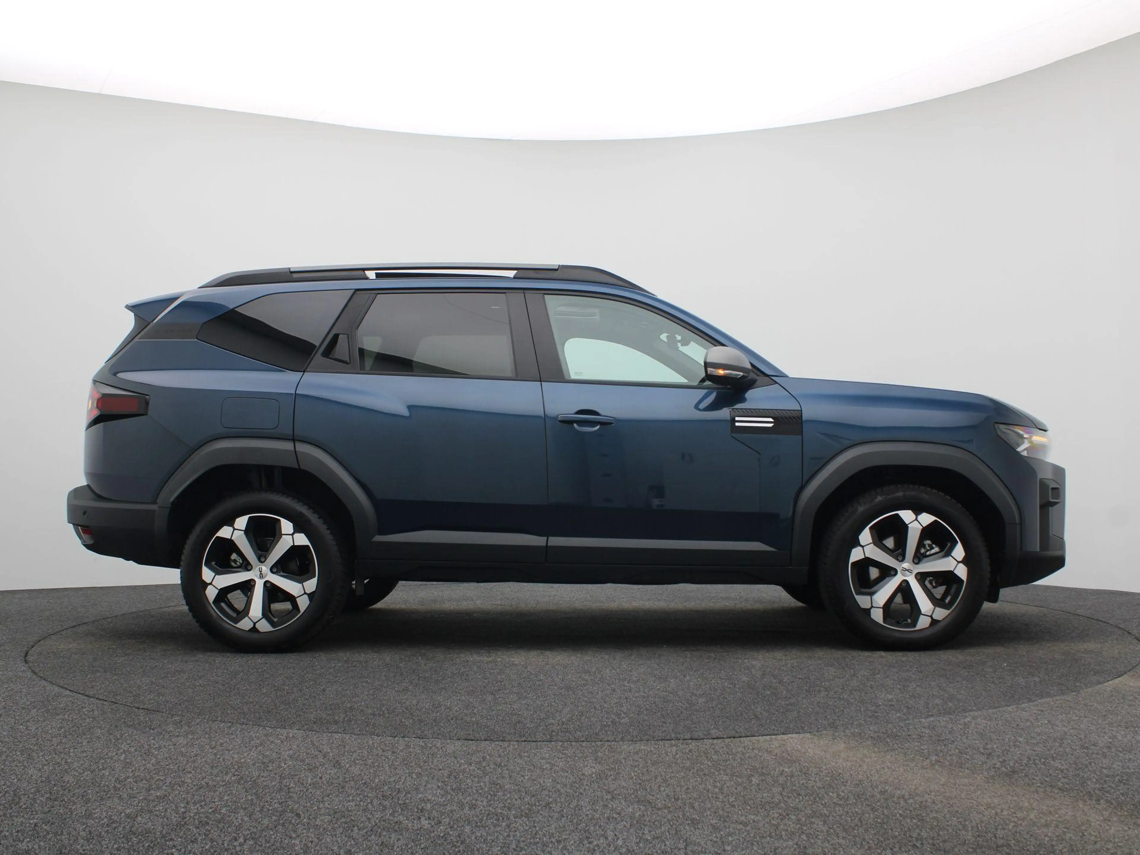 Dacia Bigster journey hybrid 155 | pack winter | panoramadak | — photo 6