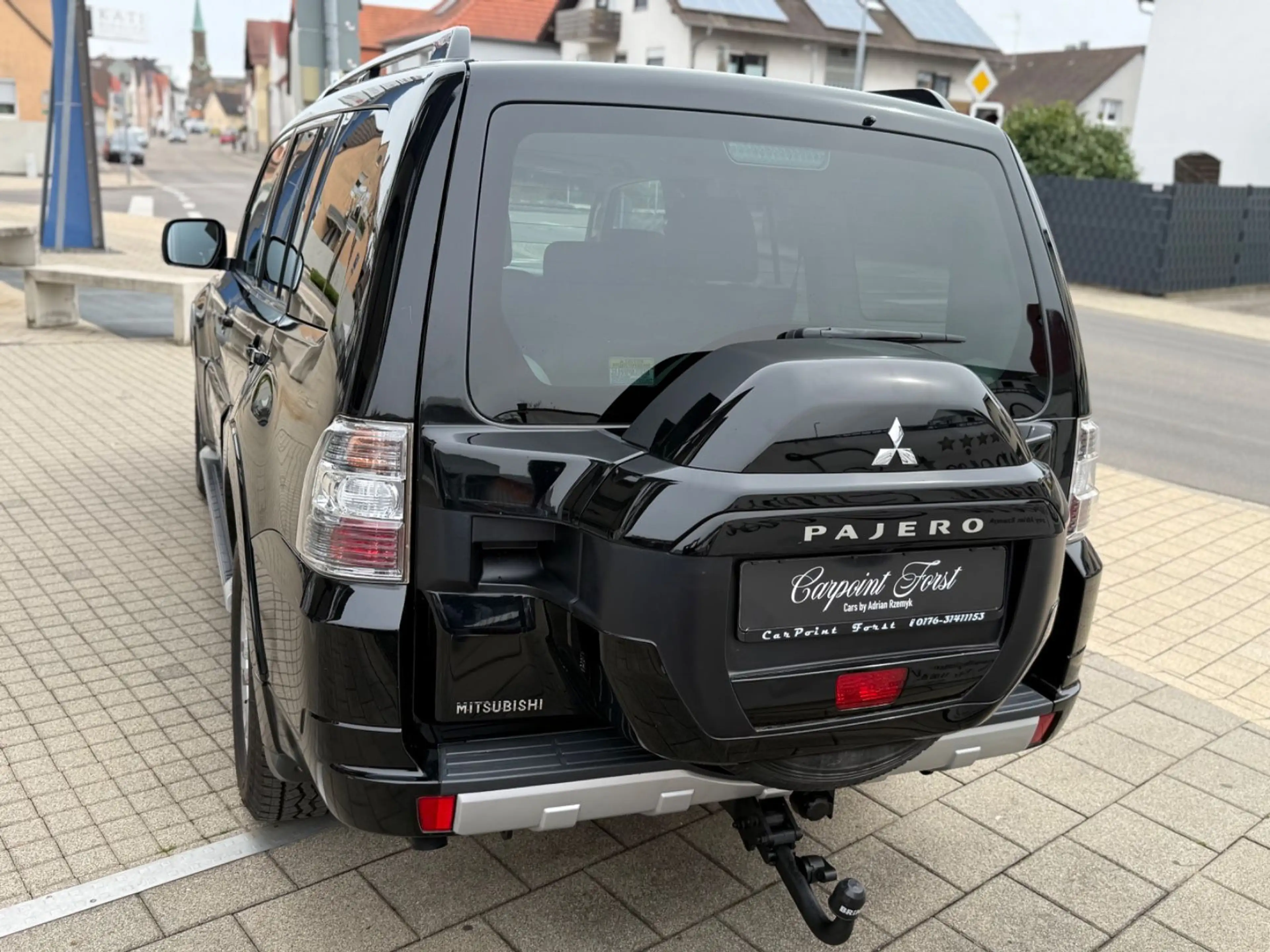 Mitsubishi Pajero 3.2 DI-D Edition 100,7Sitzer ,AHK,AUT.uvm — photo 10