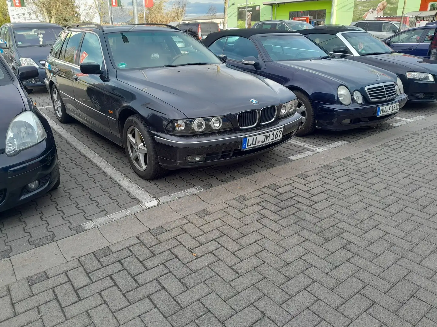 BMW 528 528i touring Czarny - 1
