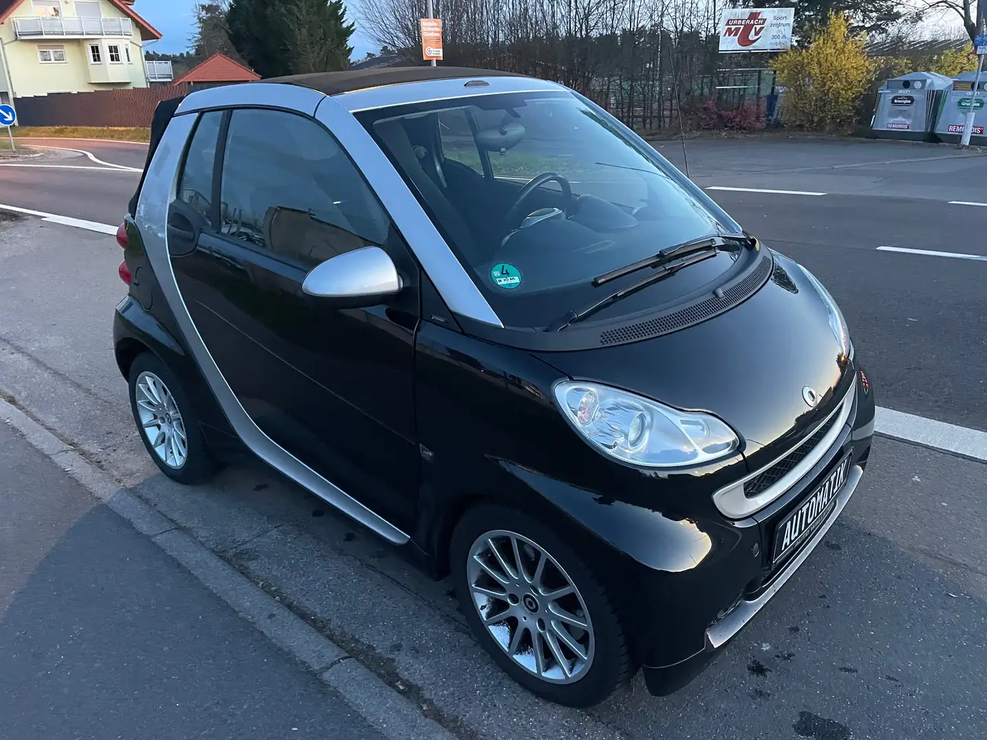 smart forTwo cabrio softouch passion micro hybrid drive Czarny - 1