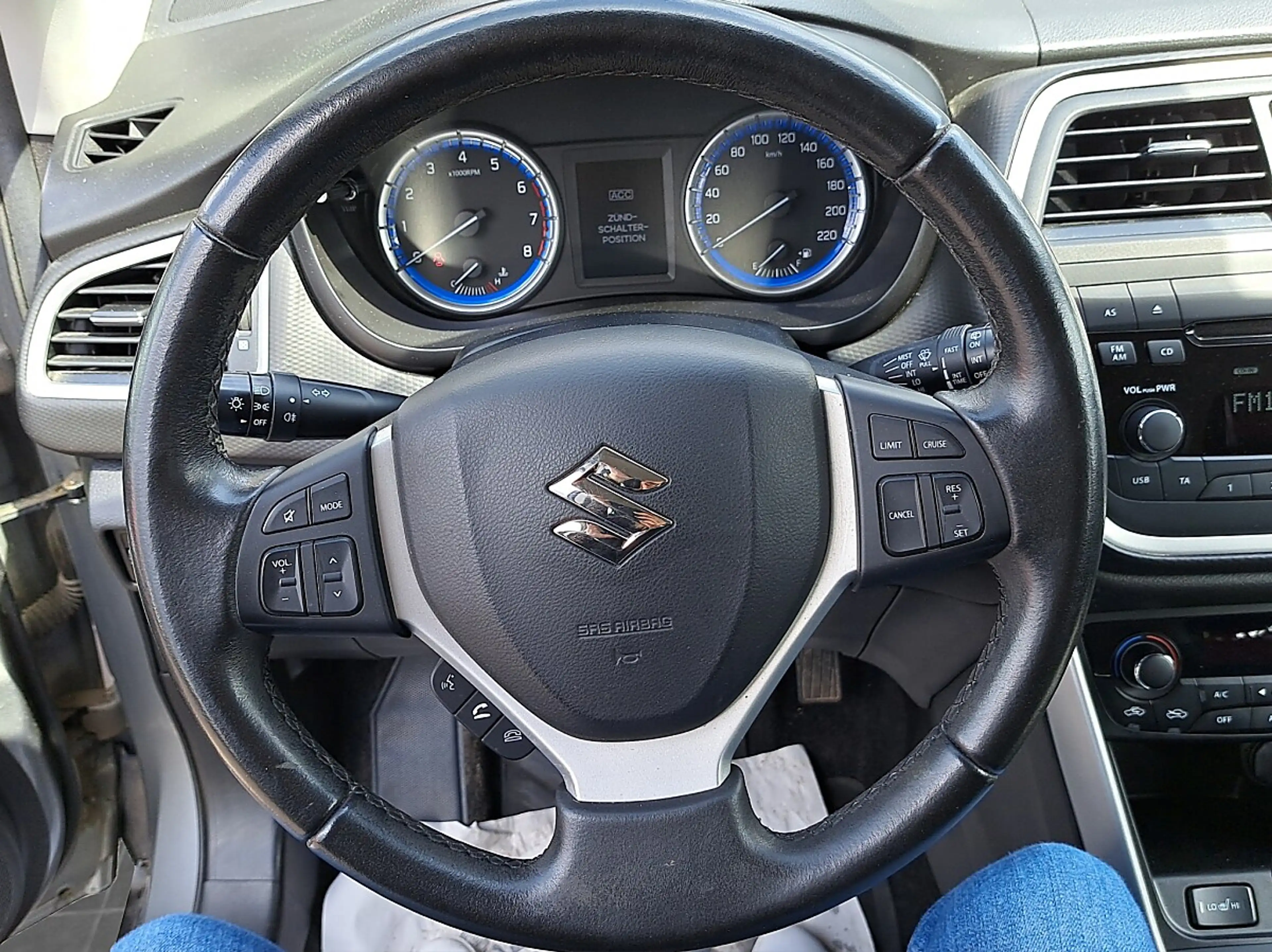 Suzuki SX4 S-Cross 1,6 Allgrip shine — photo 10