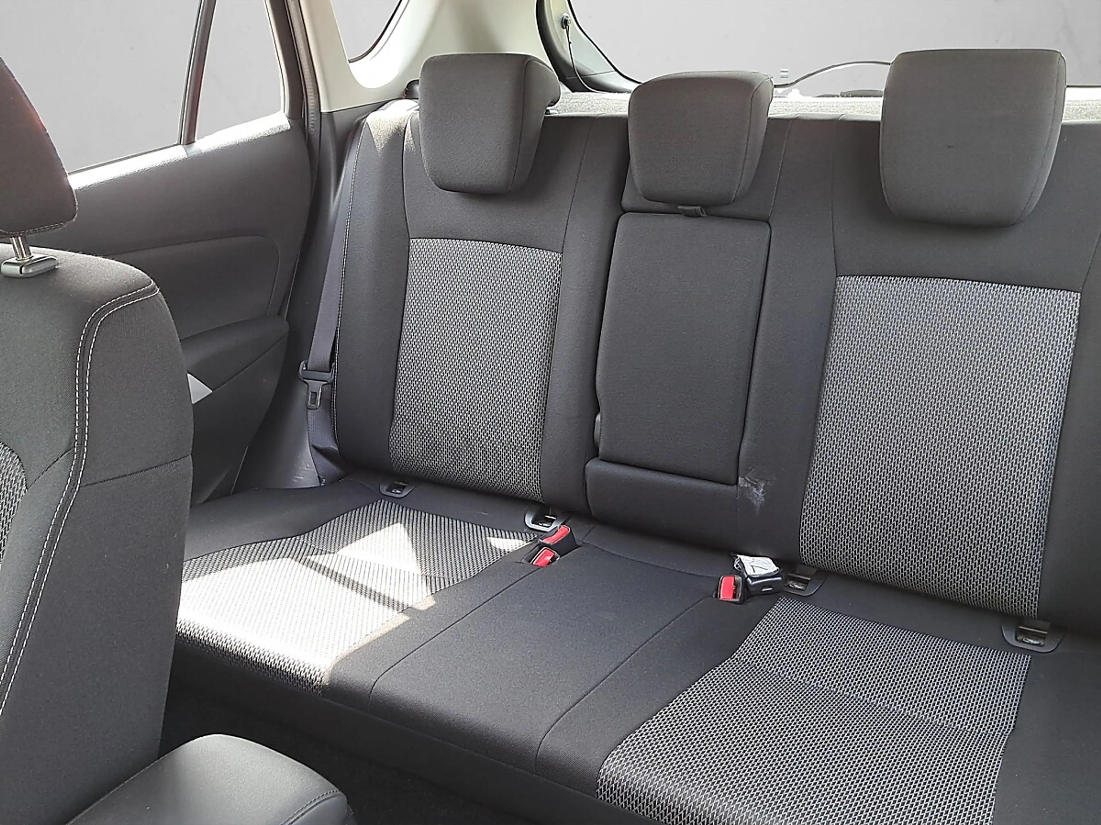 Suzuki SX4 S-Cross 1,6 Allgrip shine — photo 12