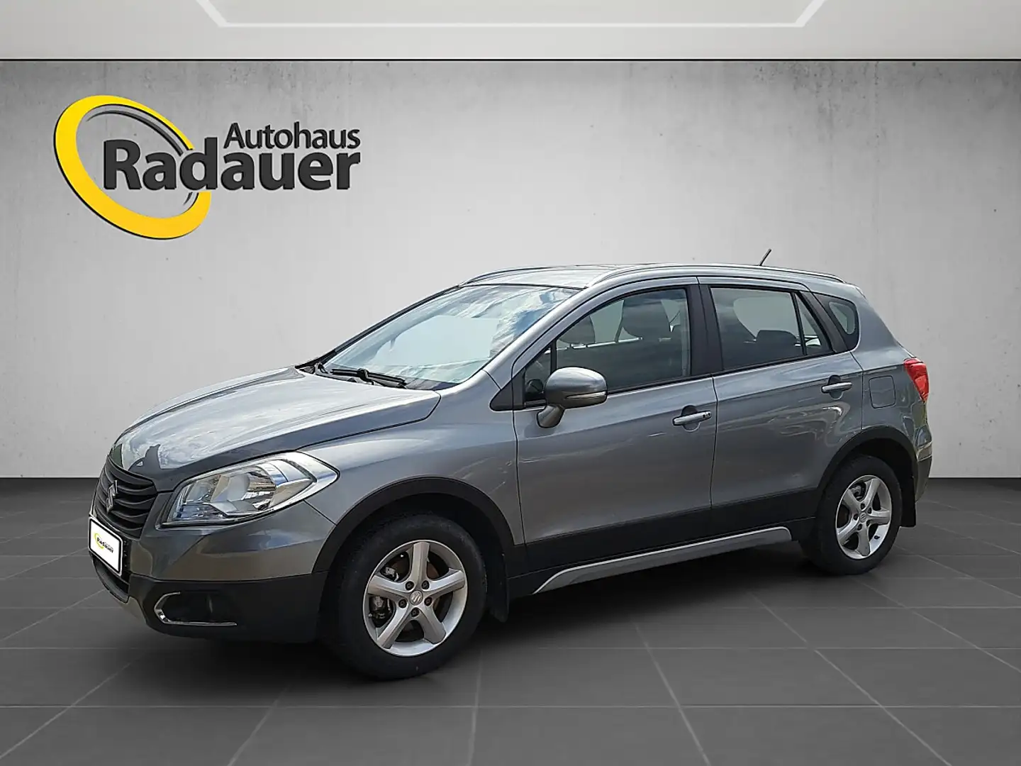 Suzuki SX4 S-Cross 1,6 Allgrip shine Grau - 1