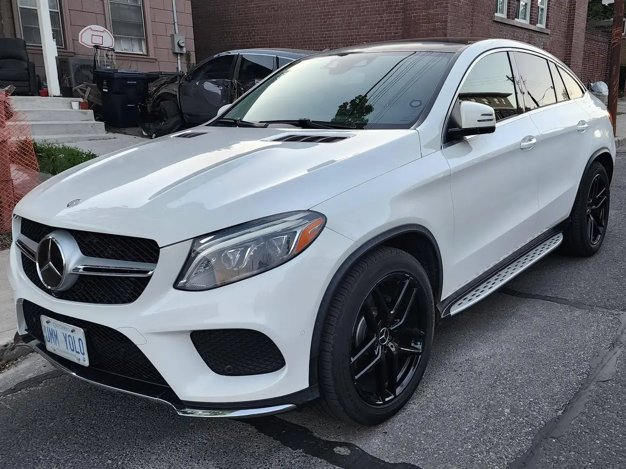 Mercedes-Benz GLE снимка Mercedes-Benz GLE