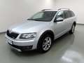 Skoda Octavia Combi 2.0 TDI Scout 4x4 AHK+SHZ+DAB Silber - thumbnail 2