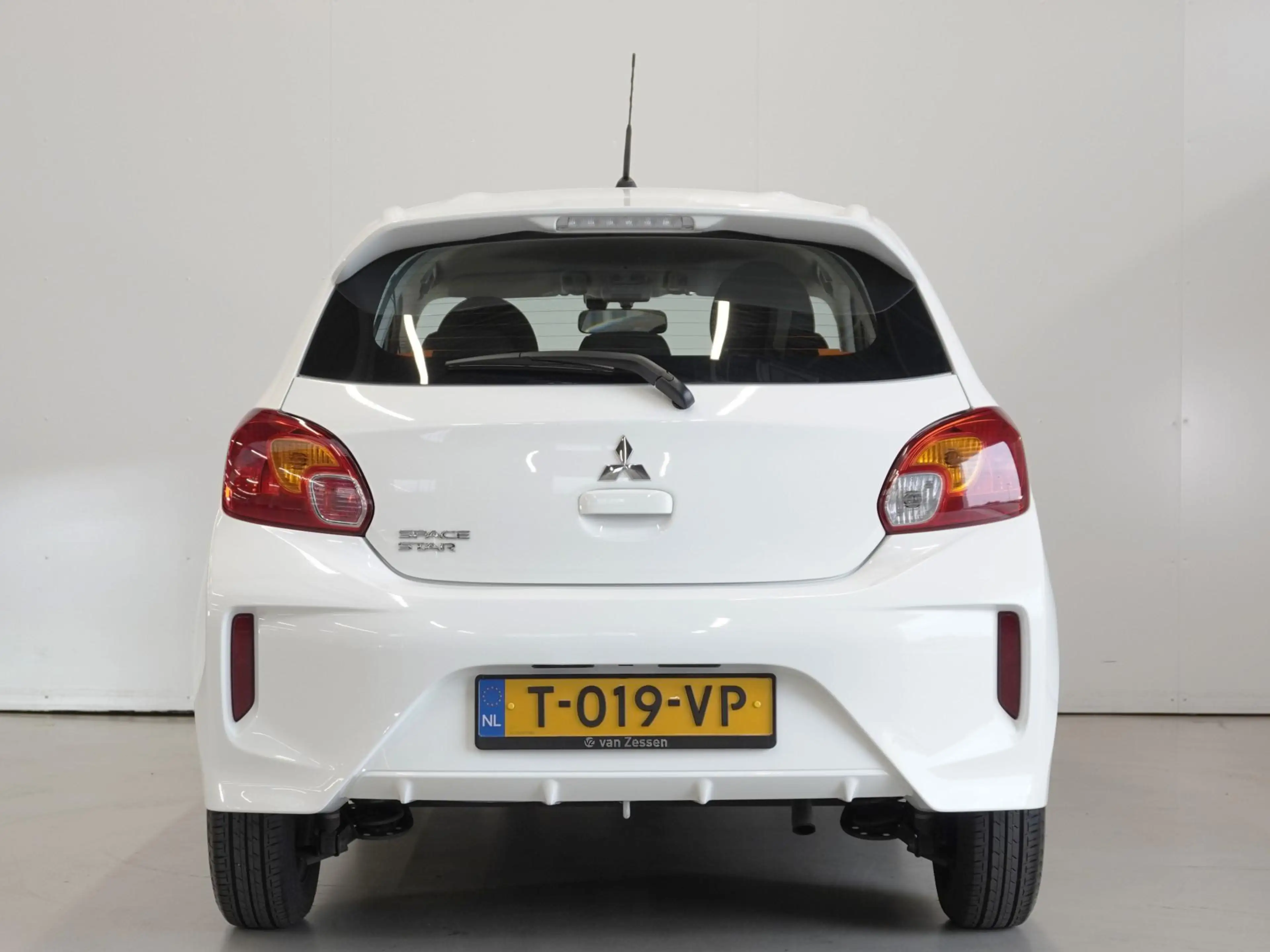 Mitsubishi Space Star 1.2 Connect+ | Android Auto / Apple Carplay | Gara — photo 9
