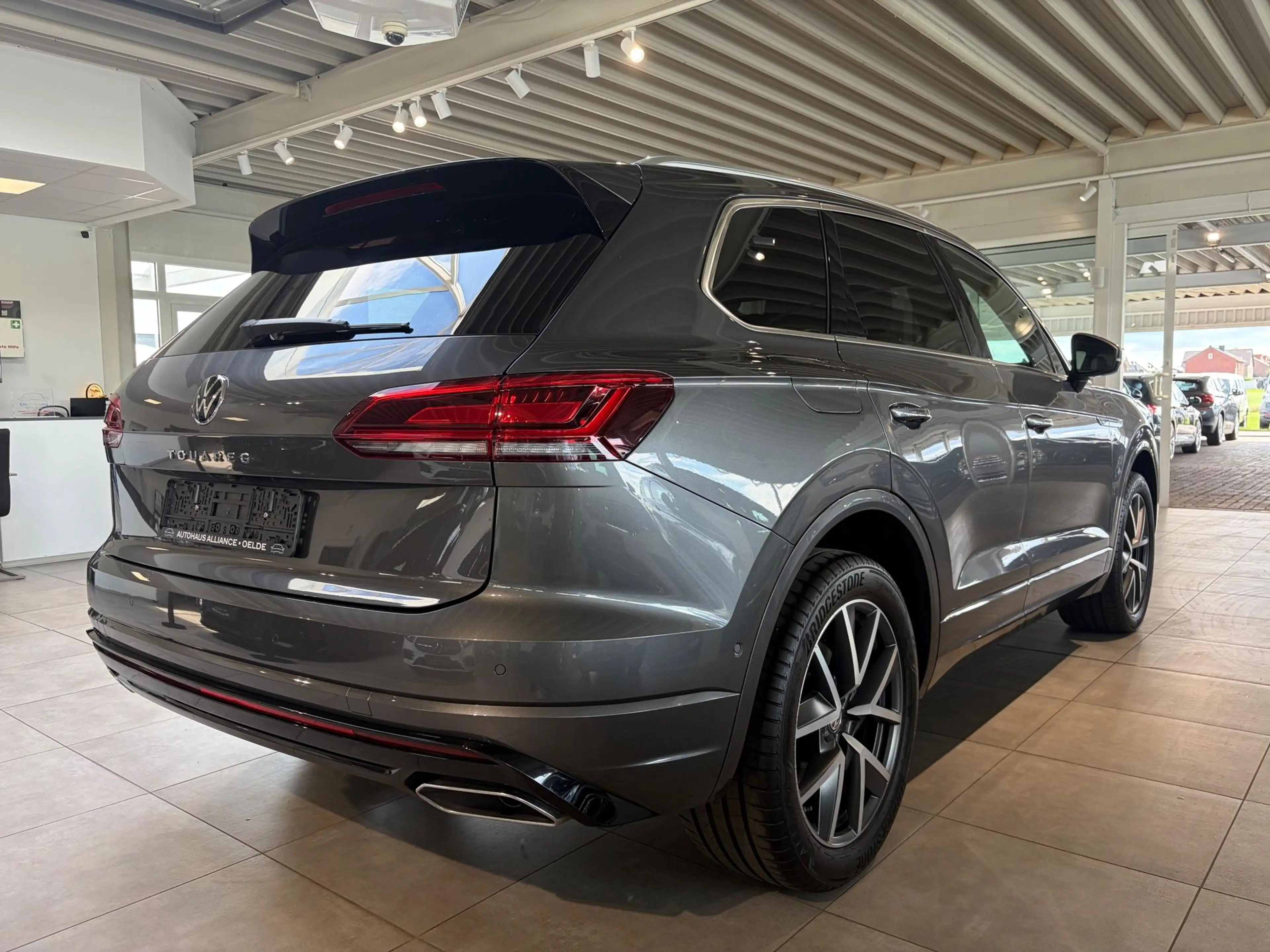 Volkswagen Touareg 3.0 V6 TDI Atmosphere 4Motion 210 kW (286 PS), ... — photo 4