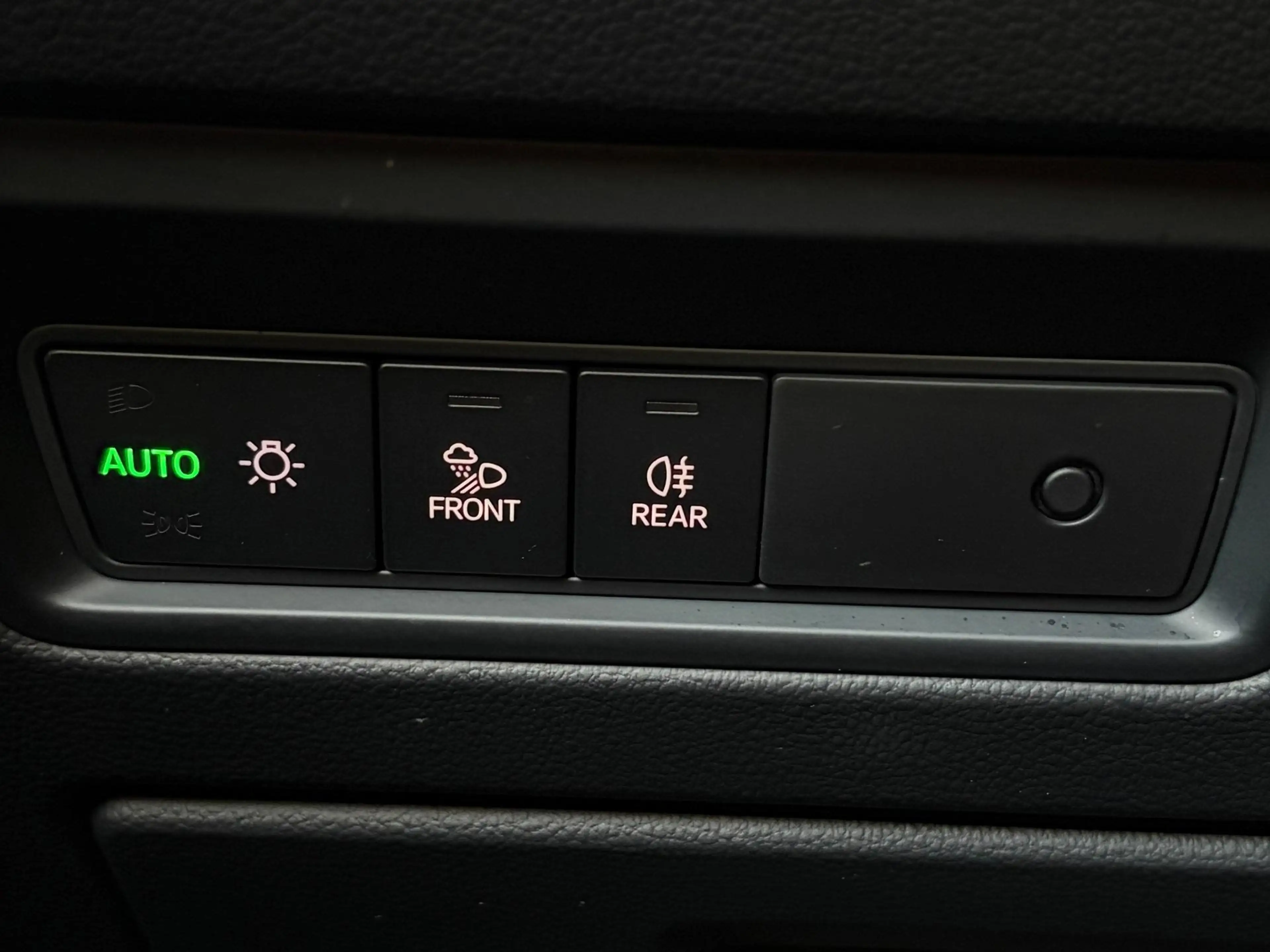 Volkswagen Touareg 3.0 V6 TDI Atmosphere 4Motion 210 kW (286 PS), ... — photo 15