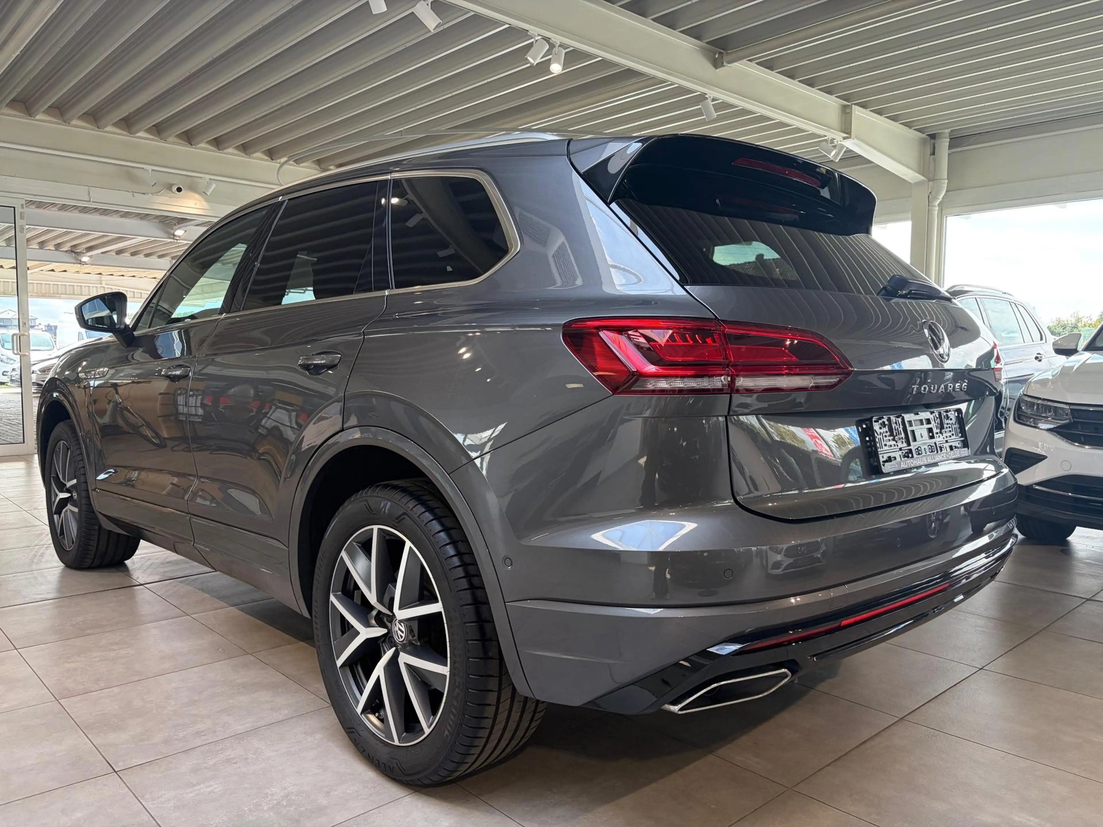 Volkswagen Touareg 3.0 V6 TDI Atmosphere 4Motion 210 kW (286 PS), ... — photo 6