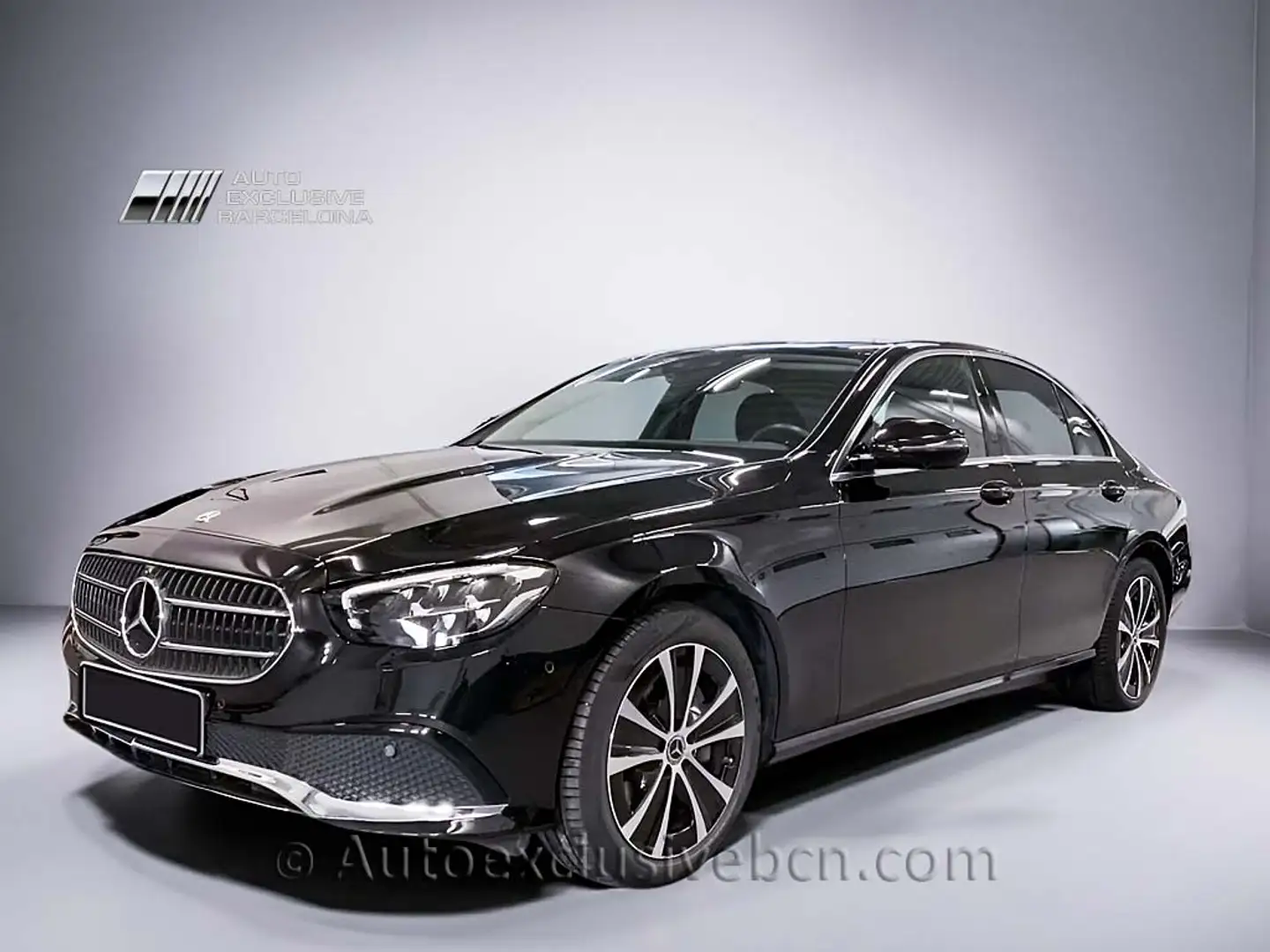 Mercedes-Benz E 300 Schwarz - 1