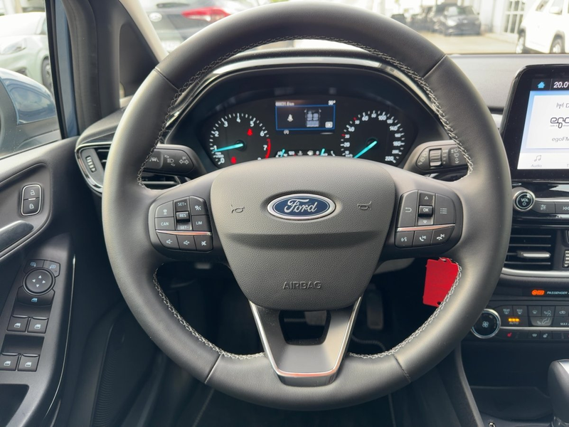 Ford Fiesta Titanium 5tg NaviApp Voll-LED PDC SHZ LHZ — photo 16