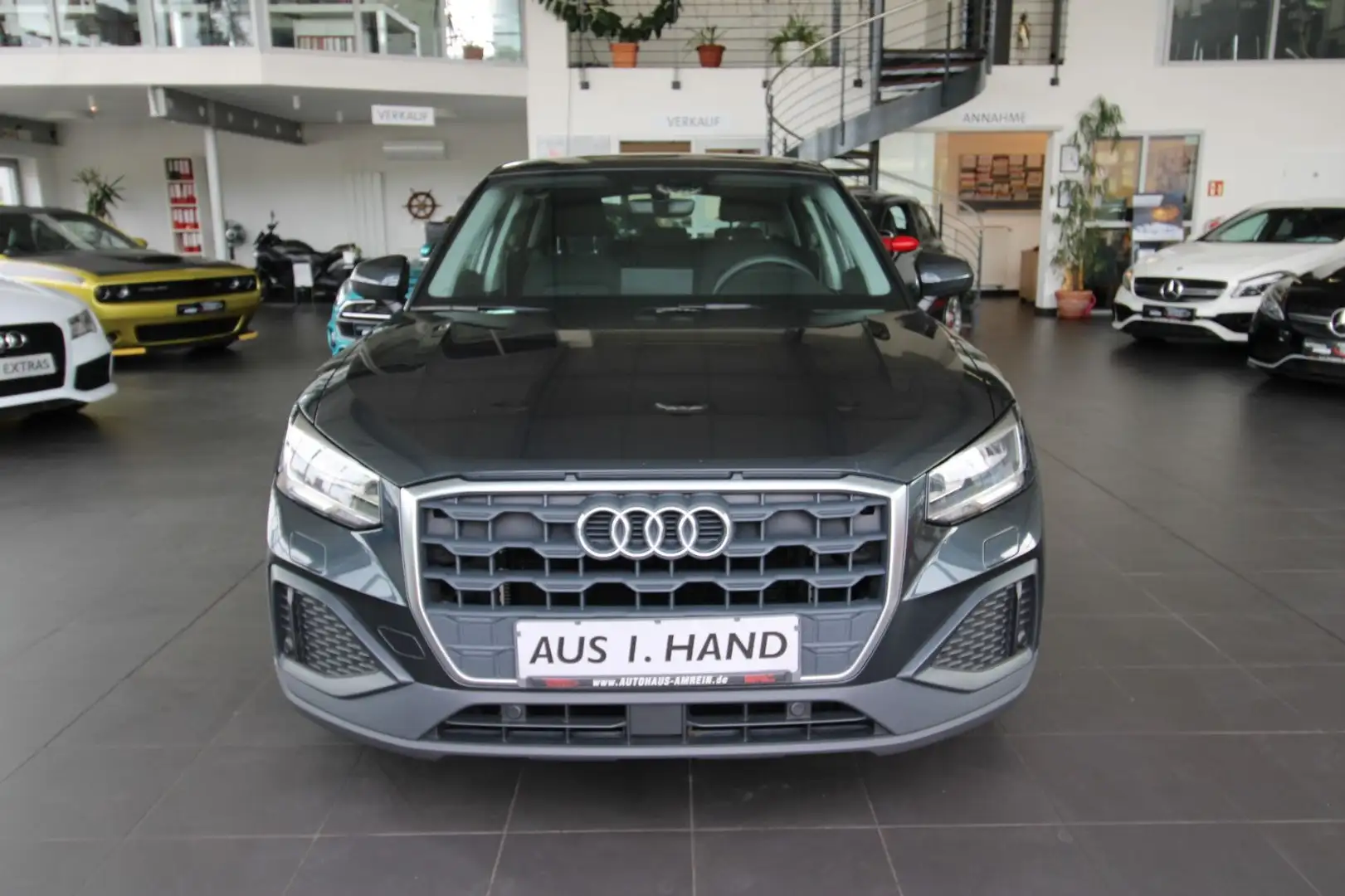 Audi Q2 30 TFSI/1.Hand/LED/PDC/Alu/Start-Stop/ Gris - 2