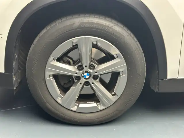 BMW X1 view 9