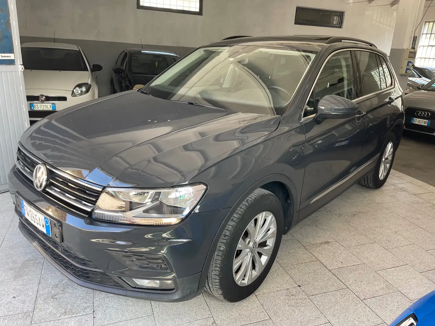 Volkswagen Tiguan Tiguan 2.0 tdi Business 4motion 150cv Nero - 1