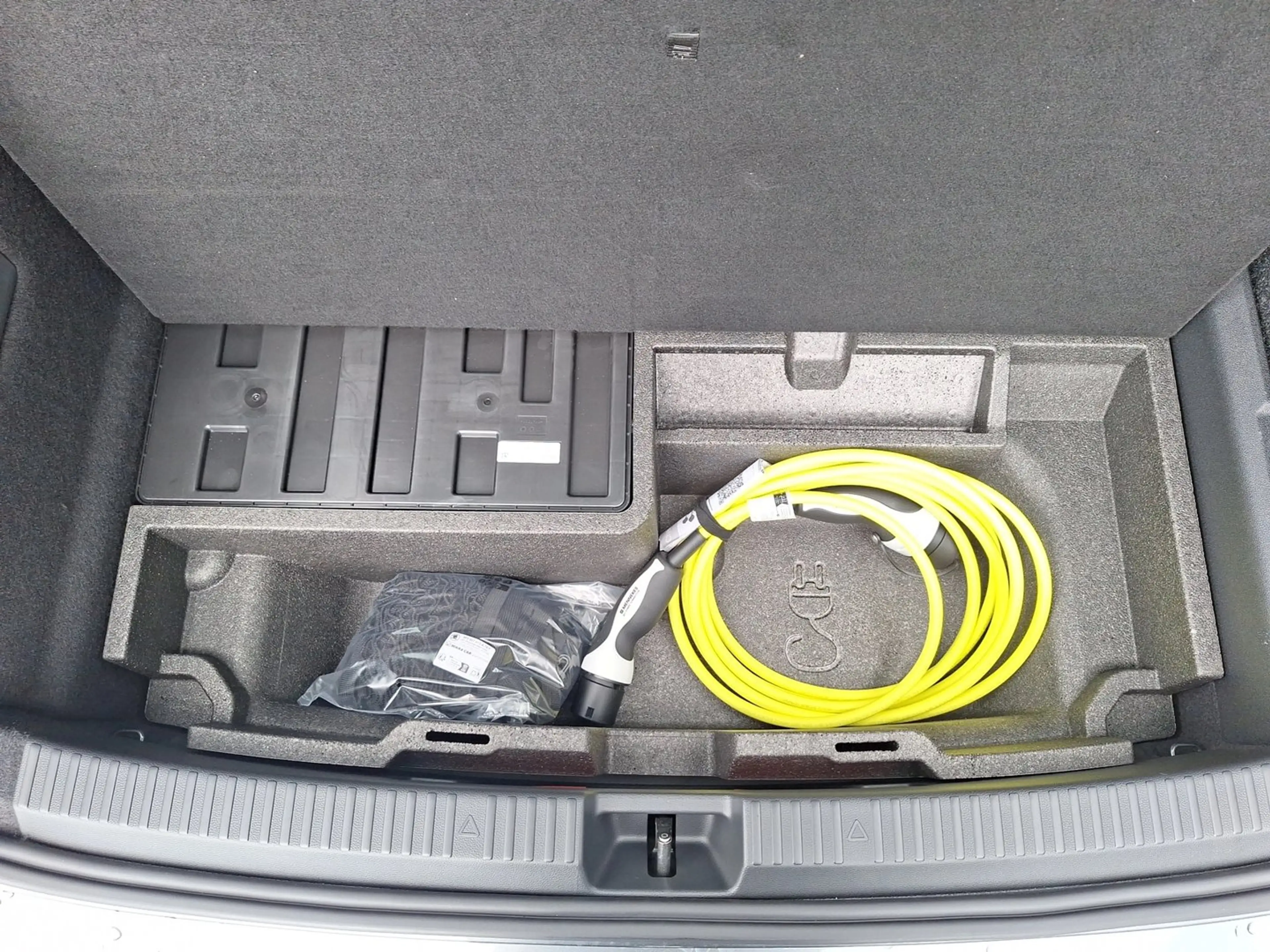 Skoda Superb Sportline iV TSI DSG — photo 15