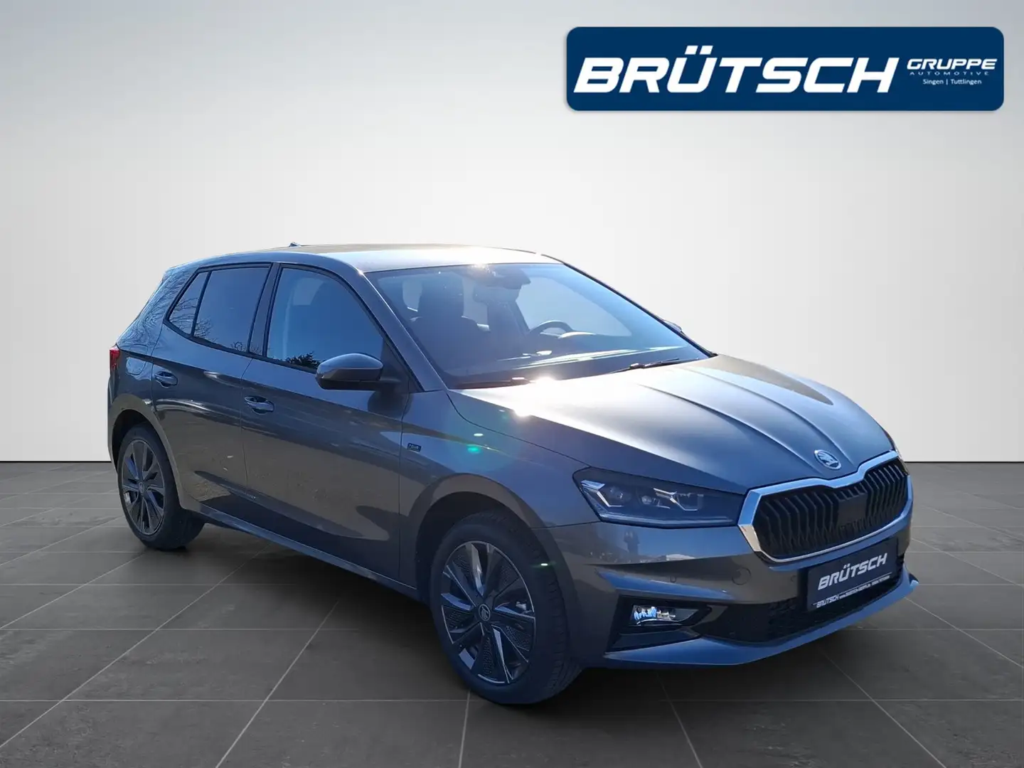 Skoda Fabia Tour 1,5 TSI DSG 110kW/150PS Gris - 2