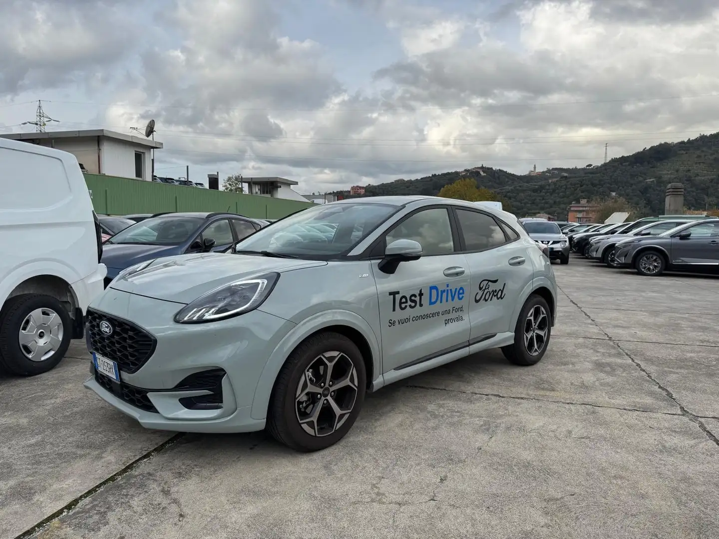 Ford Puma 1.0 ecoboost h ST-Line s Grigio - 1