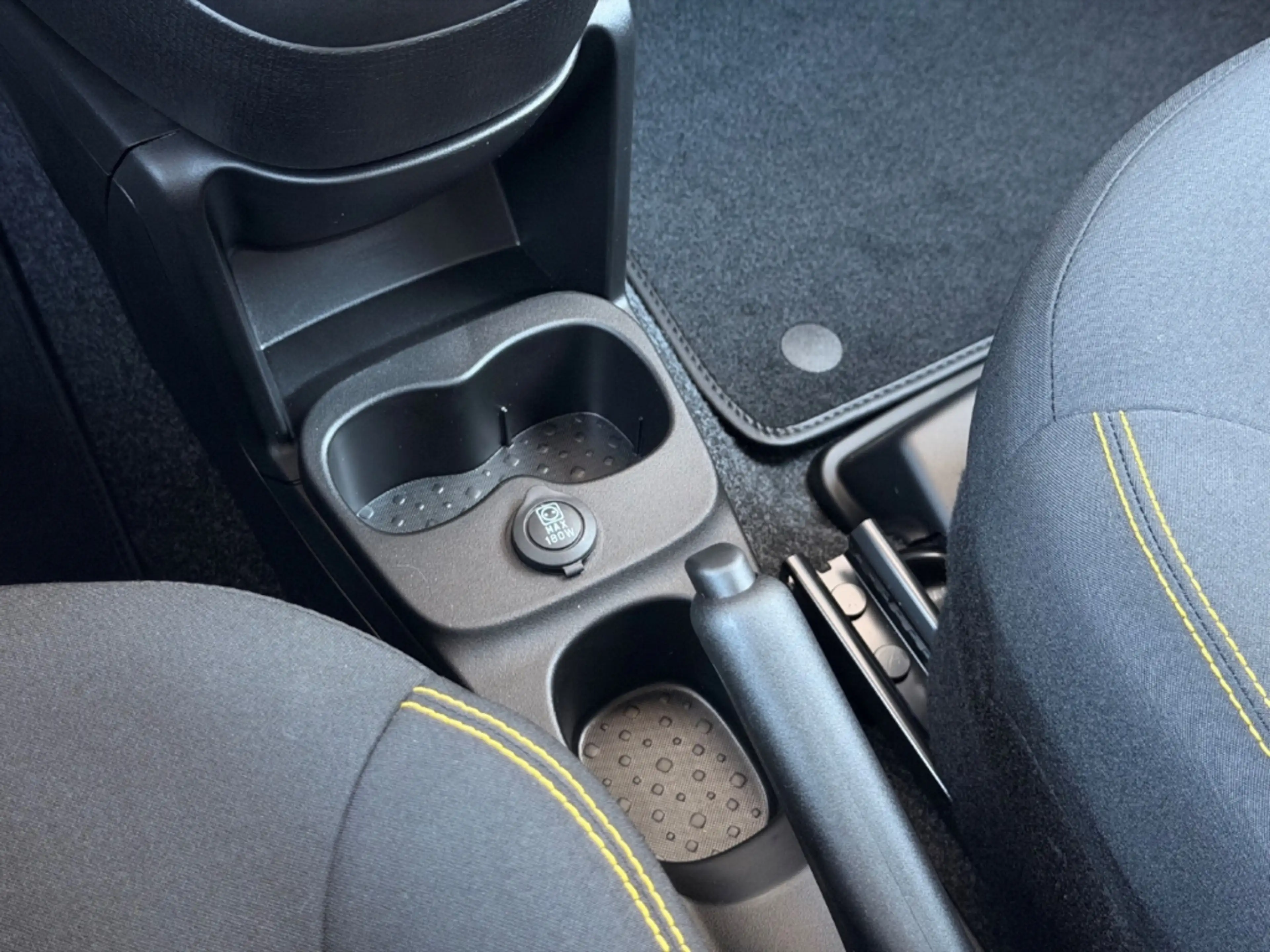 Fiat New Panda 1.0 GSE Hybrid Klima Touch. CarPlay — photo 14