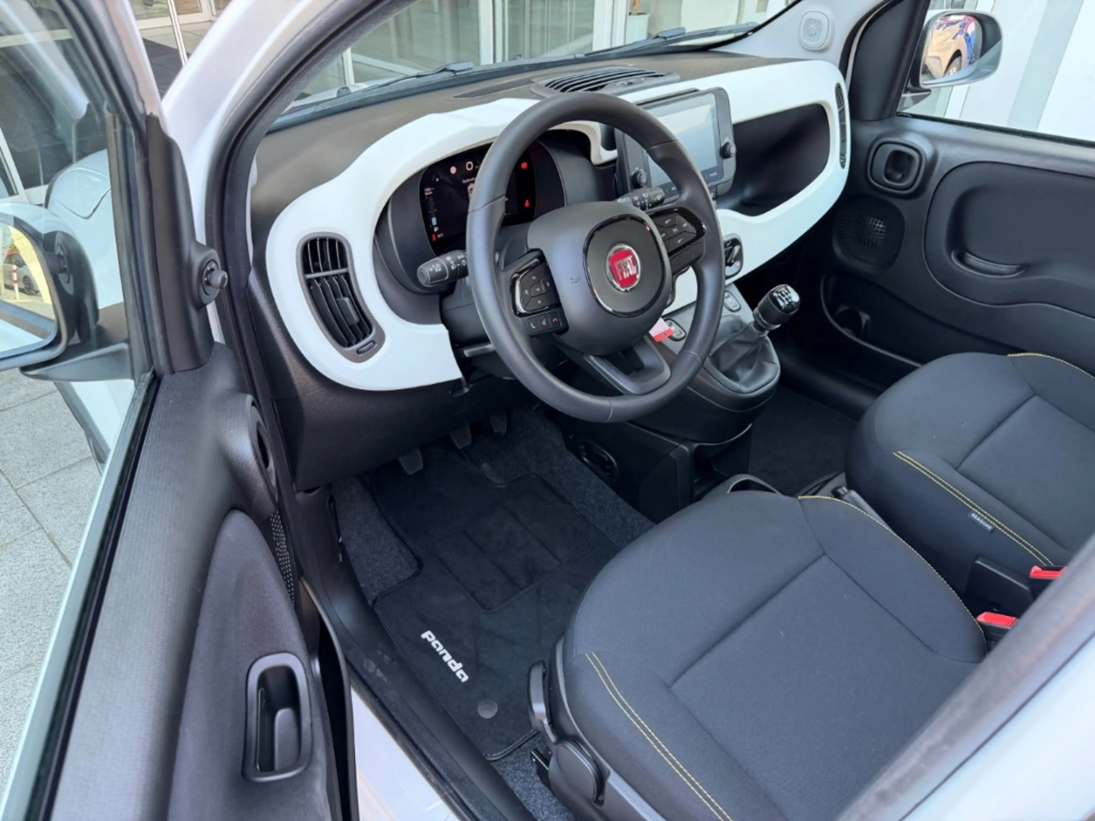 Fiat New Panda 1.0 GSE Hybrid Klima Touch. CarPlay — photo 5