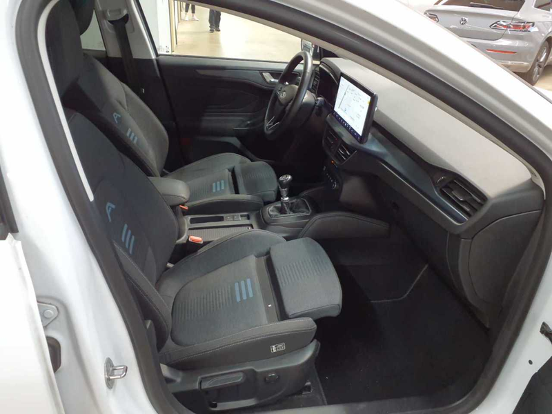 Ford Focus Focus Turnier 1.5 EcoBlue  ACTIVE X AHK — photo 6