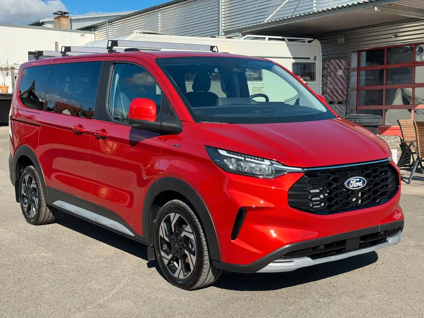 Ford Tourneo Custom L1 Active AWD | sofort verfügbar Rot - 1