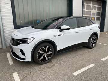 GTX 220KW 4Motion AHV,Matrix,ACC,Head-Up,Navi usw.