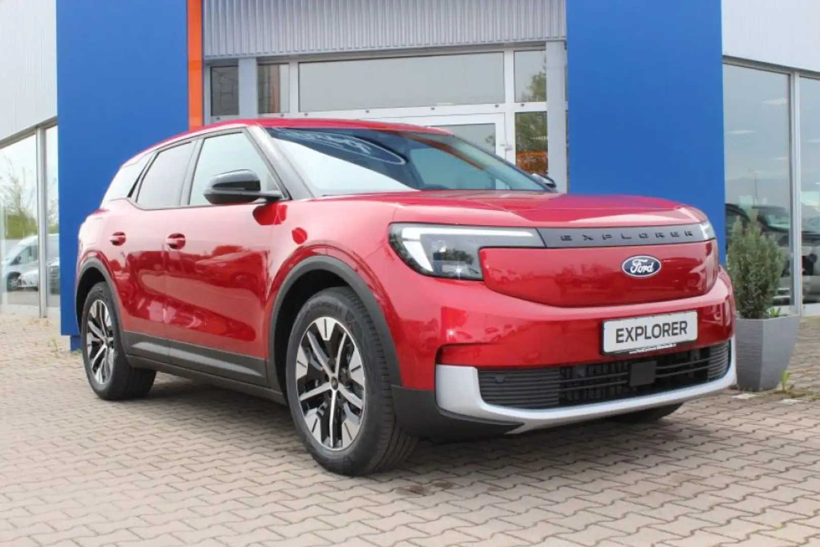 Ford Explorer Elektromotor mit Extended Range RWD 79kWh Explorer Rot - 1