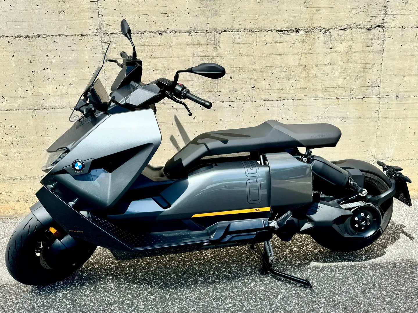 BMW CE 04 BMW CE04 Maxi Scooter Elettrico Unico proprietario Grigio - 1