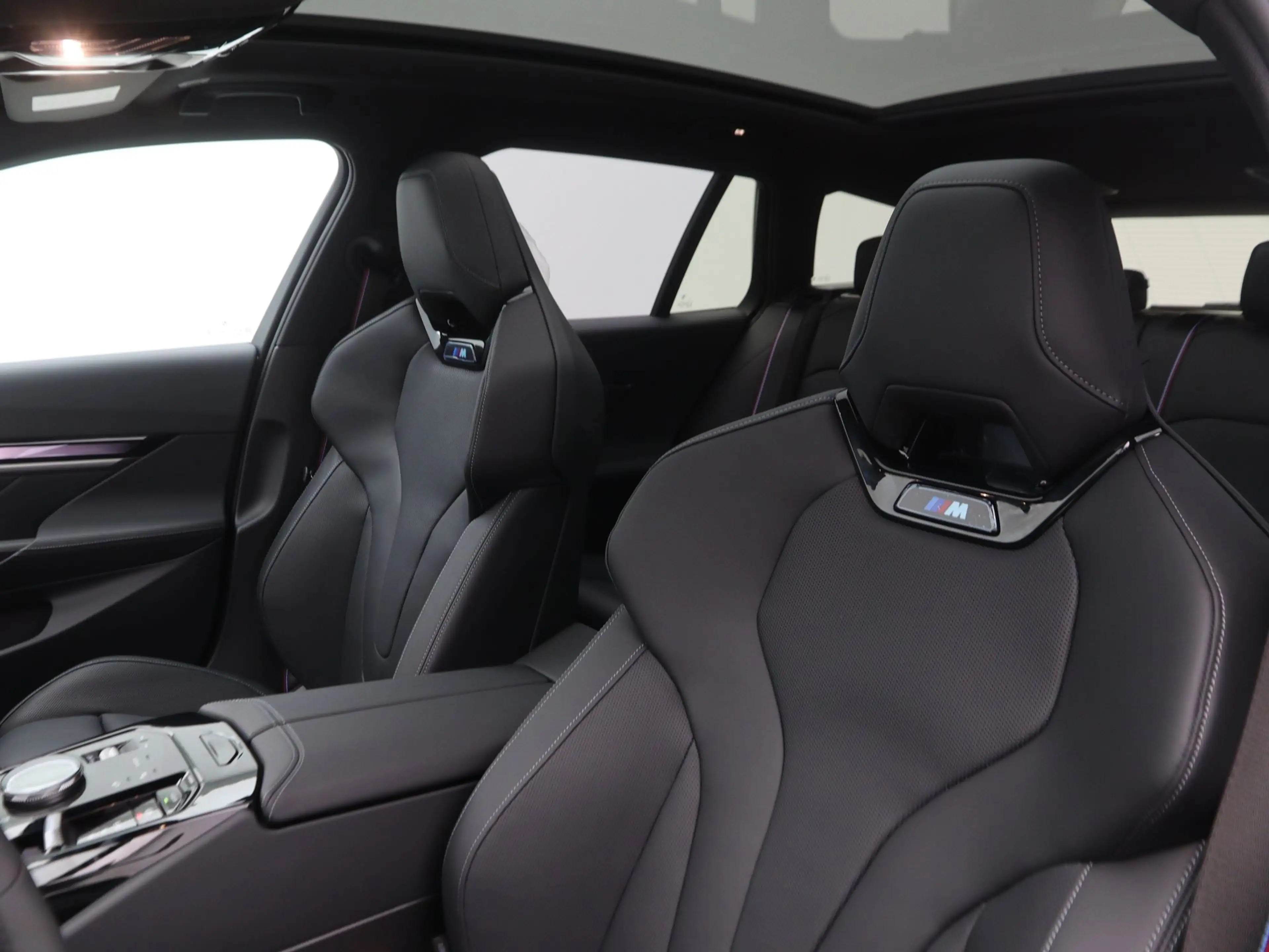 BMW 550 5 serie Touring 550e xDrive — photo 5