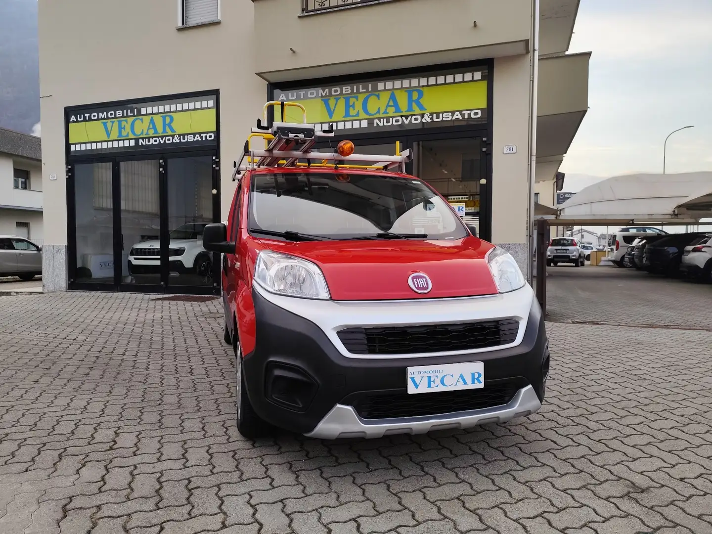 Fiat Fiorino 1.3 MJT 95 cv ADVENTURE  EX TELECOM Rojo - 1