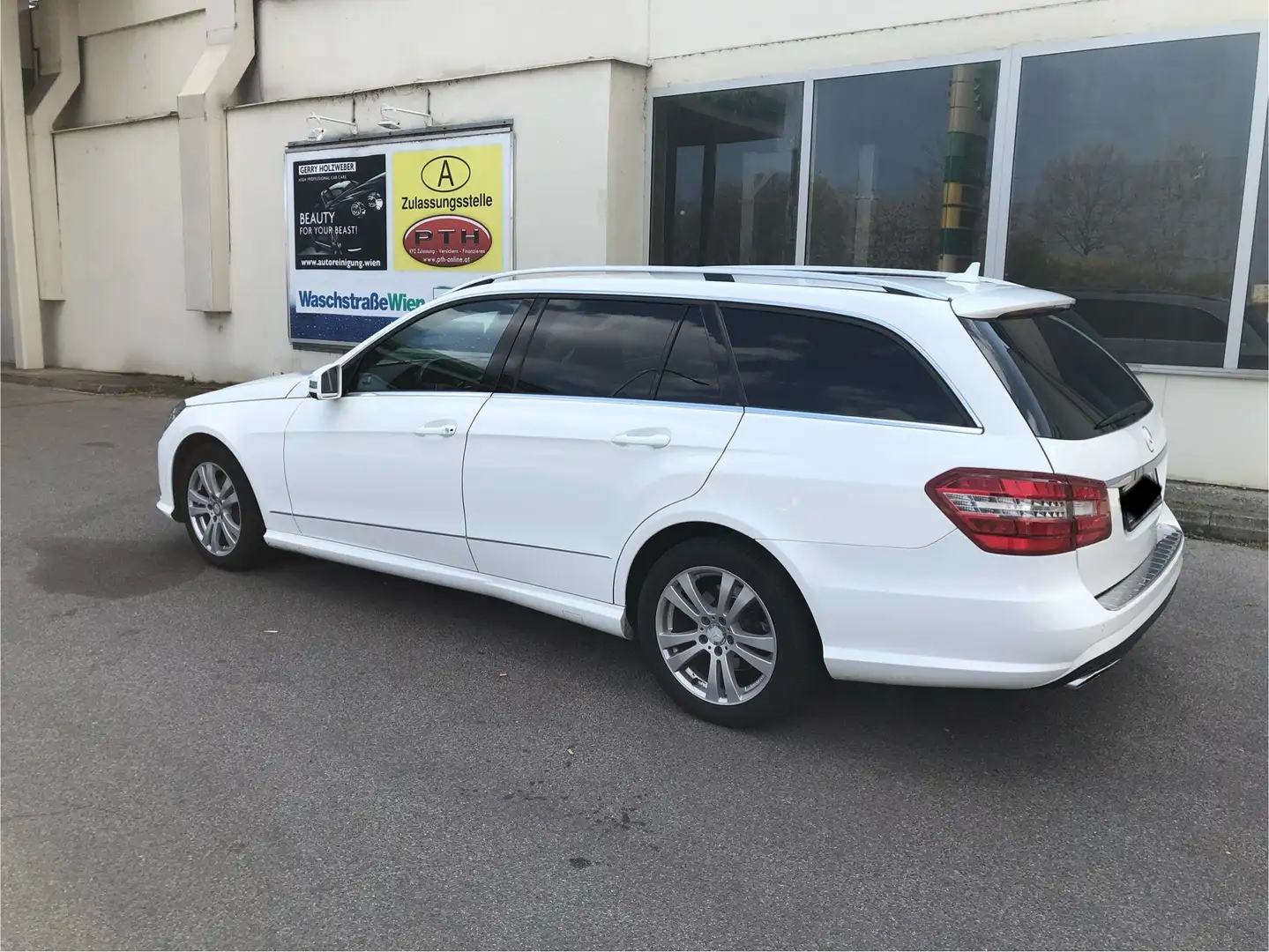 Mercedes-Benz E 250 T Avantgarde CDI Aut. - 1