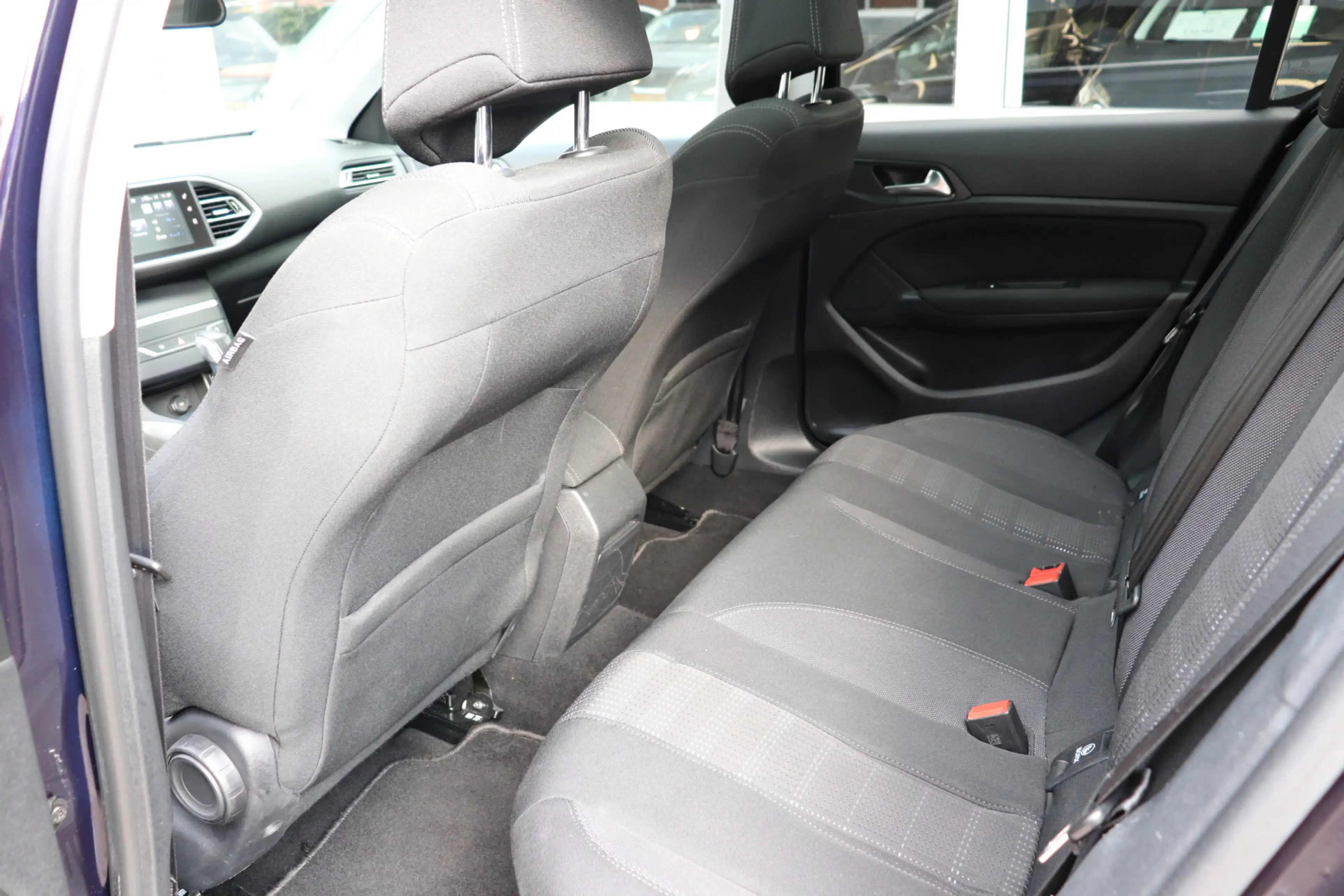 Peugeot 308 1.2 PureTech Allure. Eerste eigenaar, dealeronderh — photo 12