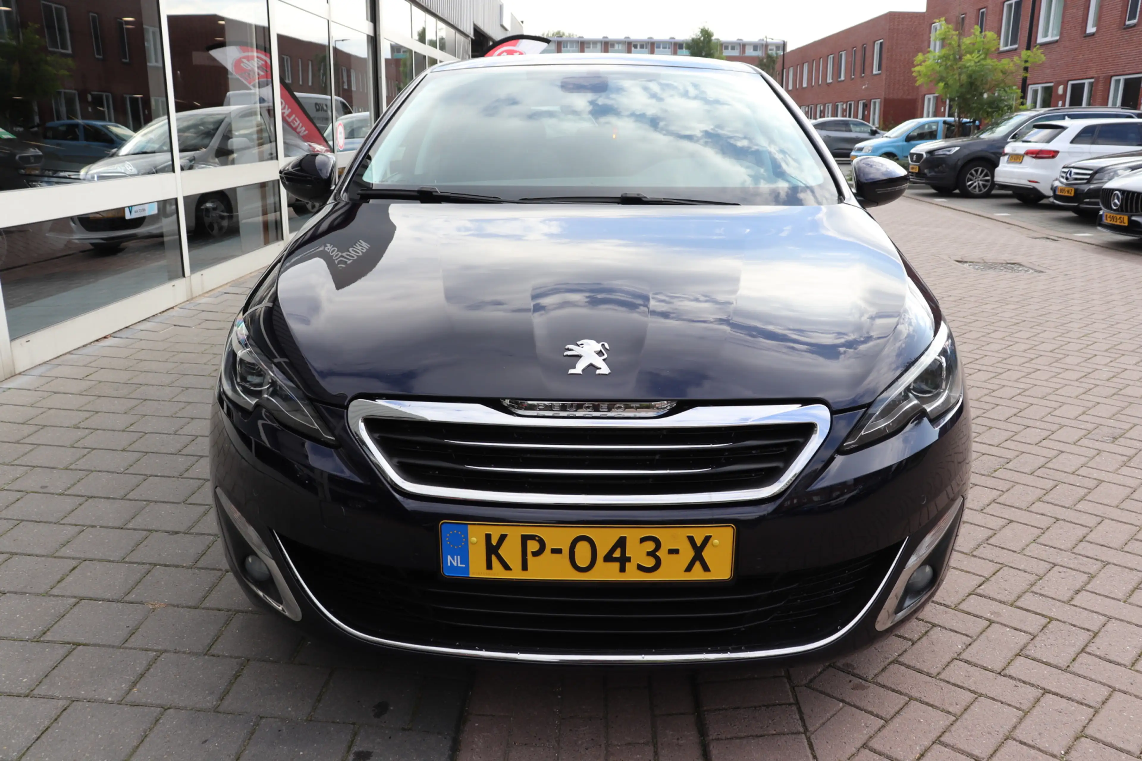 Peugeot 308 1.2 PureTech Allure. Eerste eigenaar, dealeronderh — photo 4