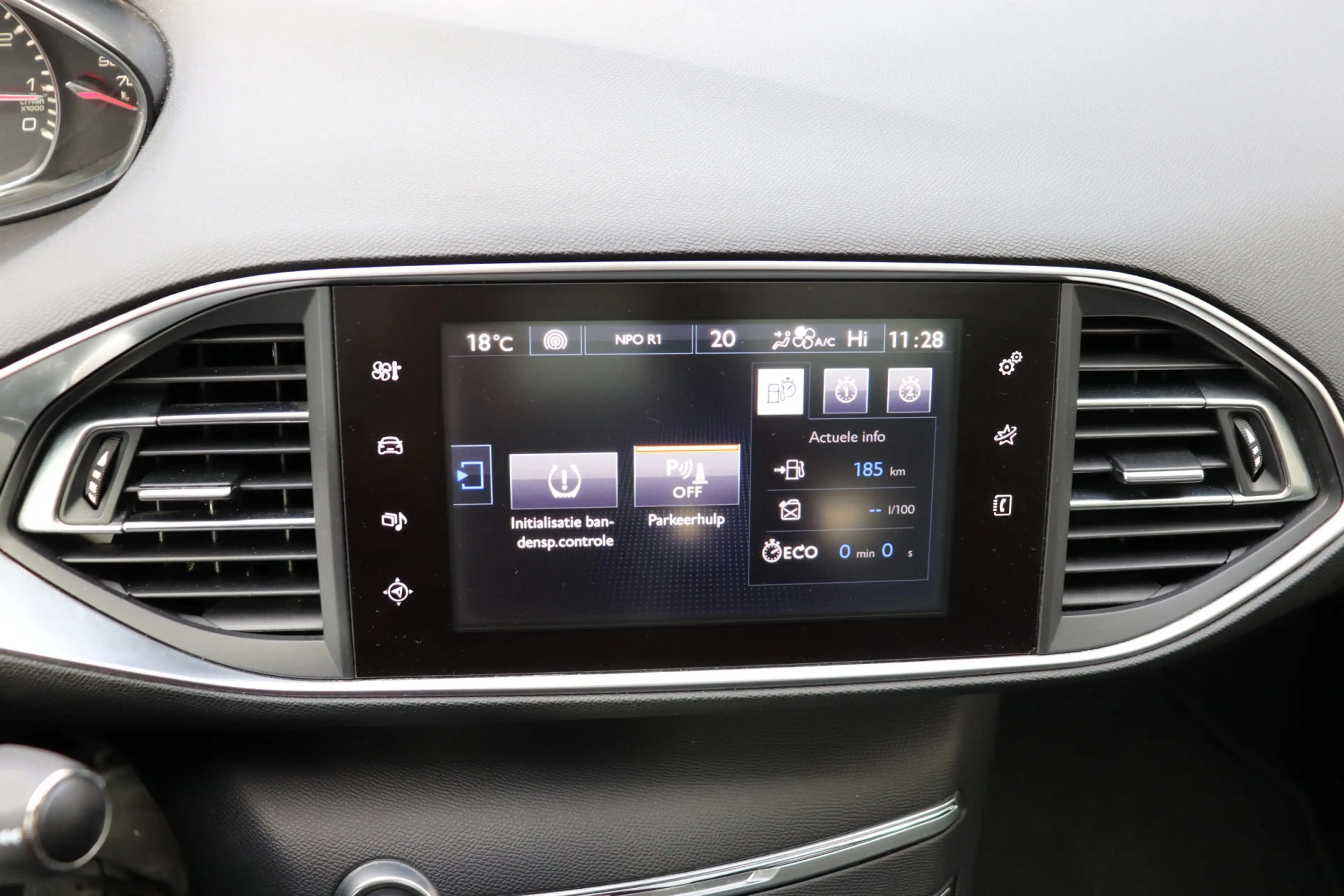 Peugeot 308 1.2 PureTech Allure. Eerste eigenaar, dealeronderh — photo 16