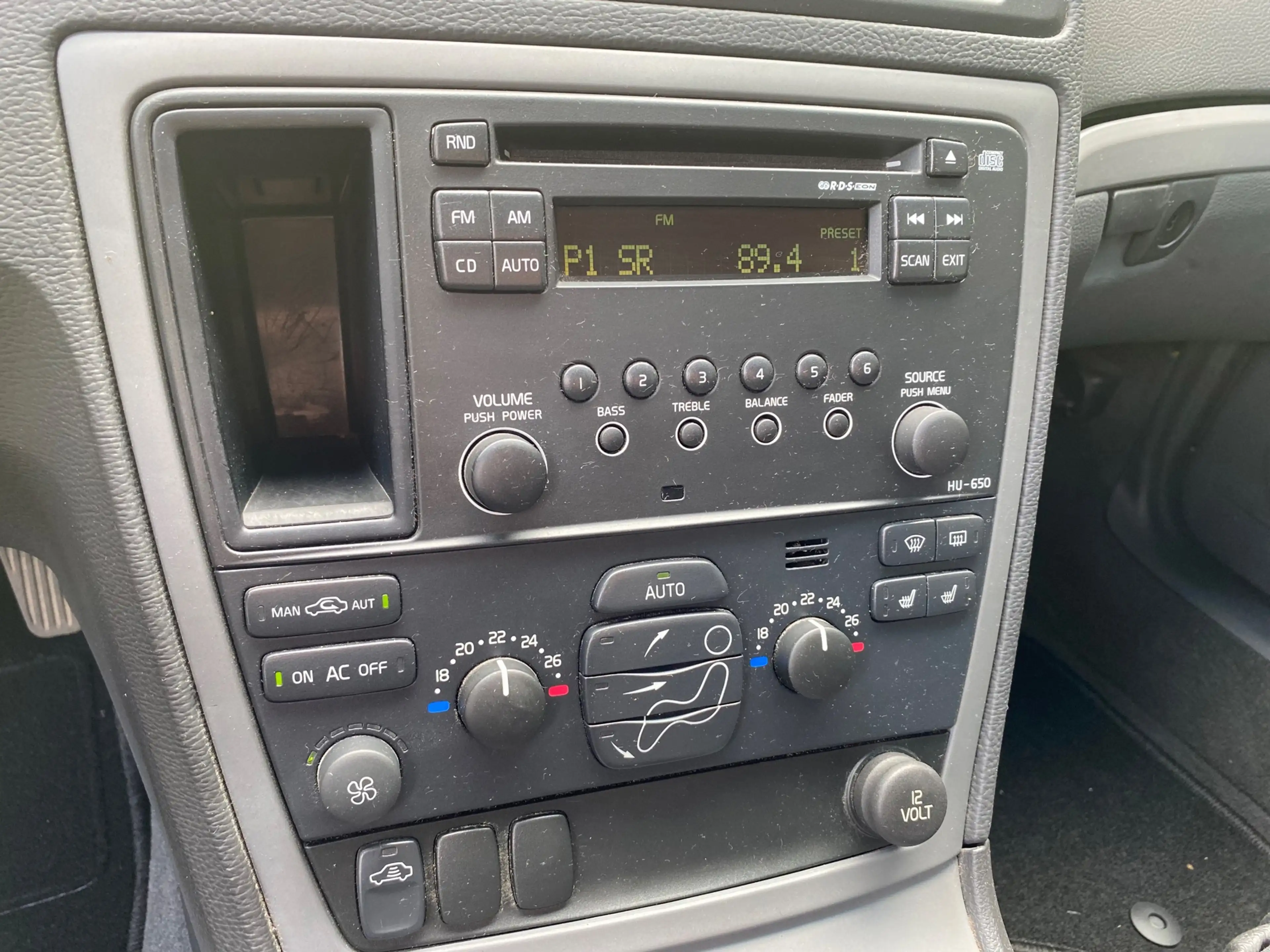 Volvo V70 2.4 Edition Classic 170PK Youngtimer — photo 12