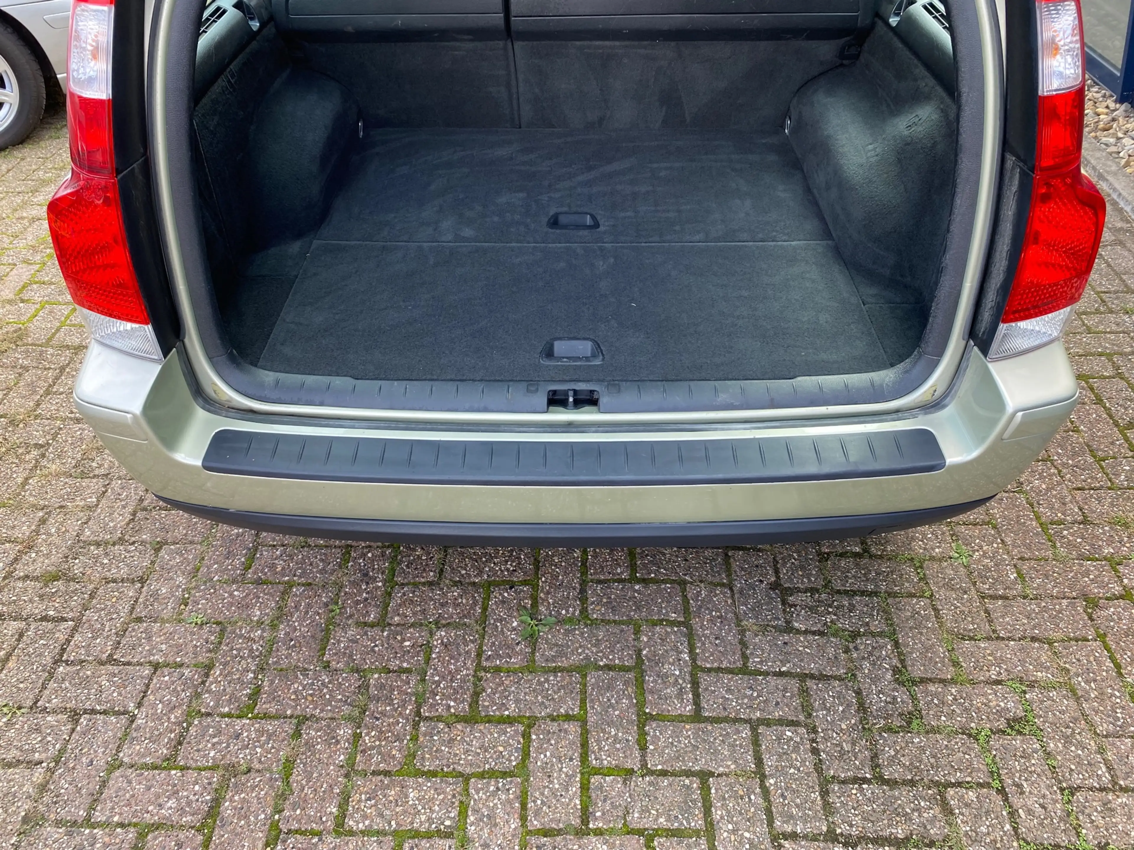 Volvo V70 2.4 Edition Classic 170PK Youngtimer — photo 11