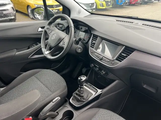 Opel Crossland X view 10