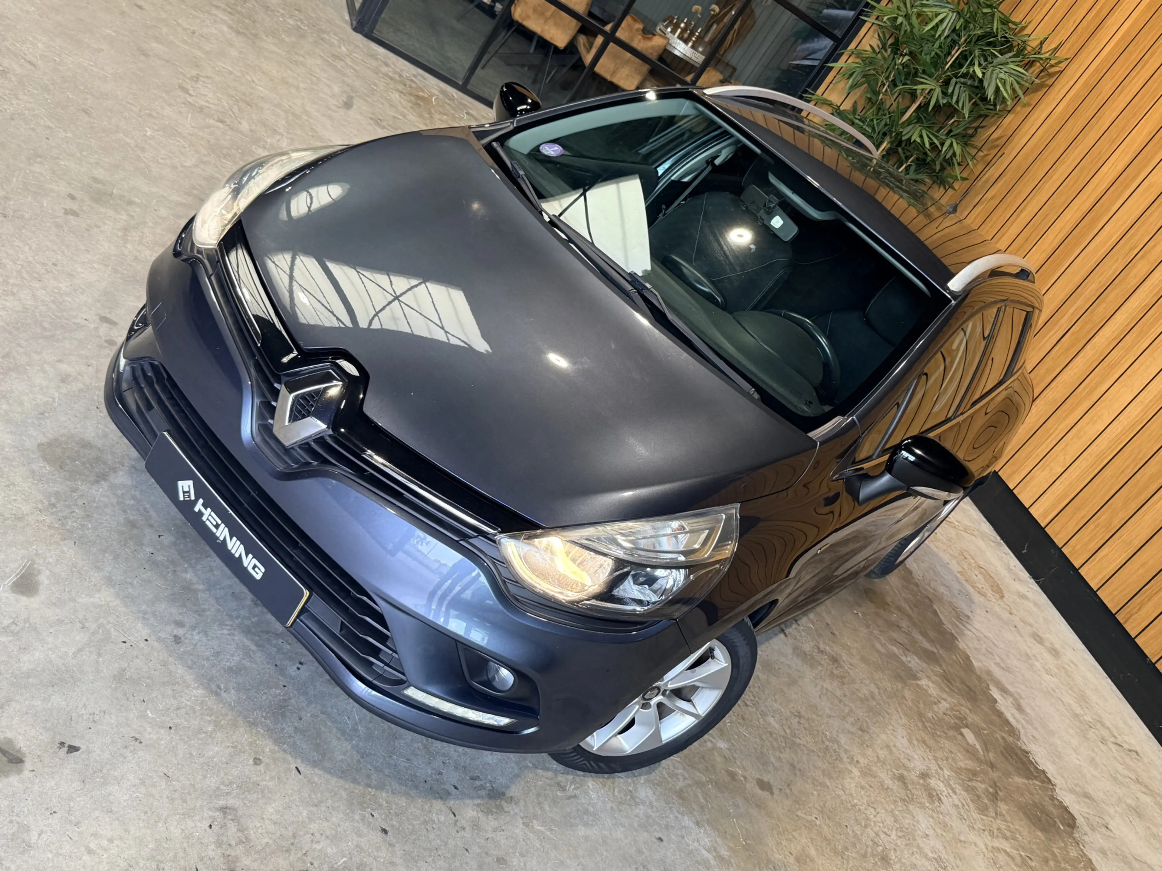 Renault Clio Estate 0.9 TCe Limited Cruise control. Navi. NAP — photo 35